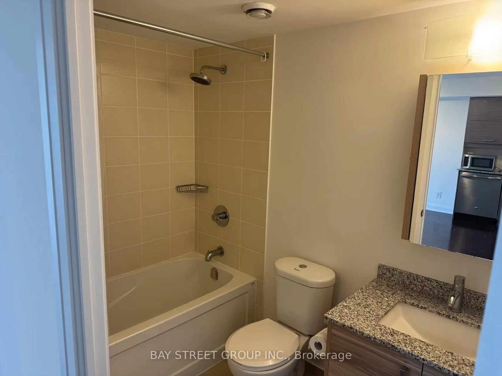 Photo 8 of Unit 1707, 1 Uptown Drive, Markham, Unionville — HOMEH