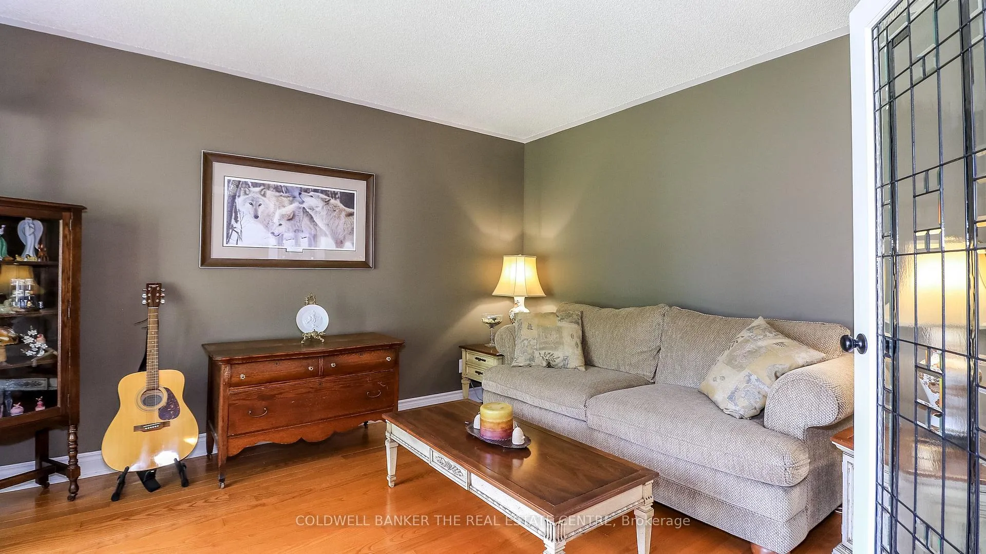 Photo 8 of 2790 Shering Crescent, Innisfil, Stroud — HOMEH