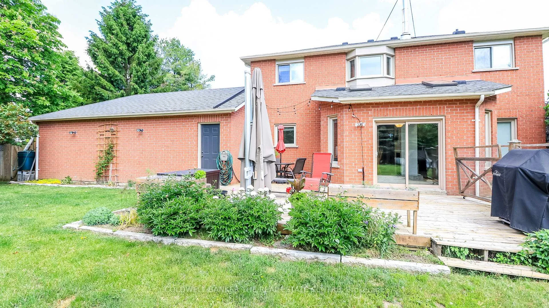 Photo 34 of 2790 Shering Crescent, Innisfil, Stroud — HOMEH