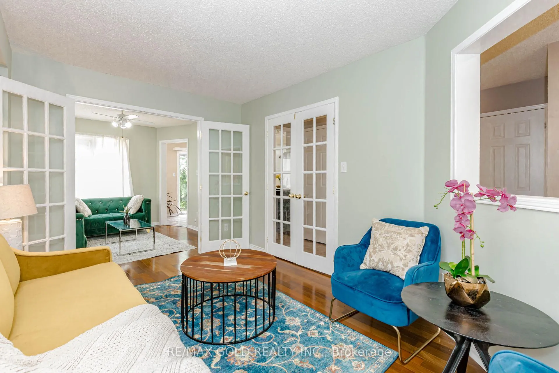 Photo 7 of 34 White Tail Crescent, Brampton, Fletcher's West — HOMEH