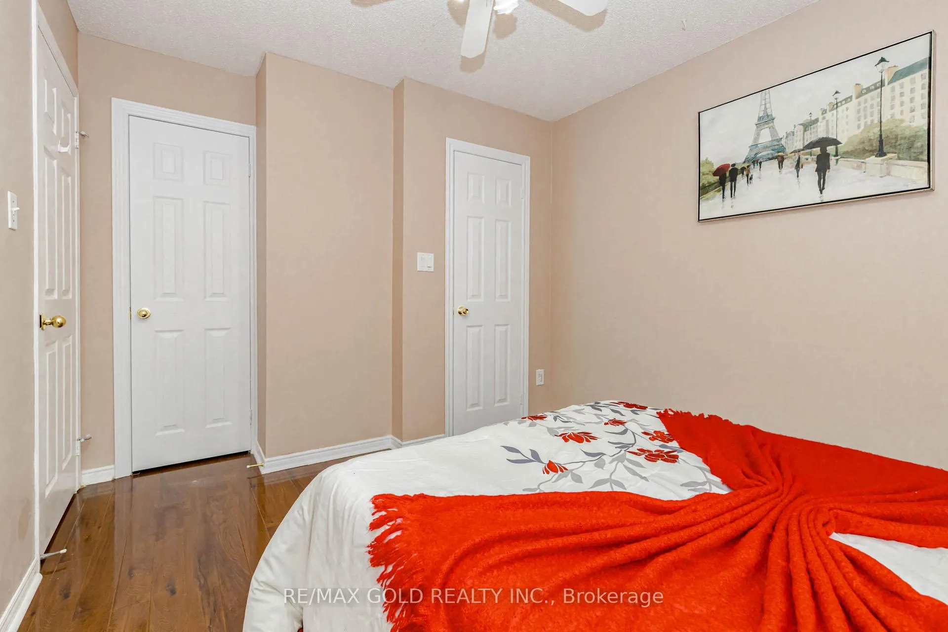 Photo 16 of 34 White Tail Crescent, Brampton, Fletcher's West — HOMEH