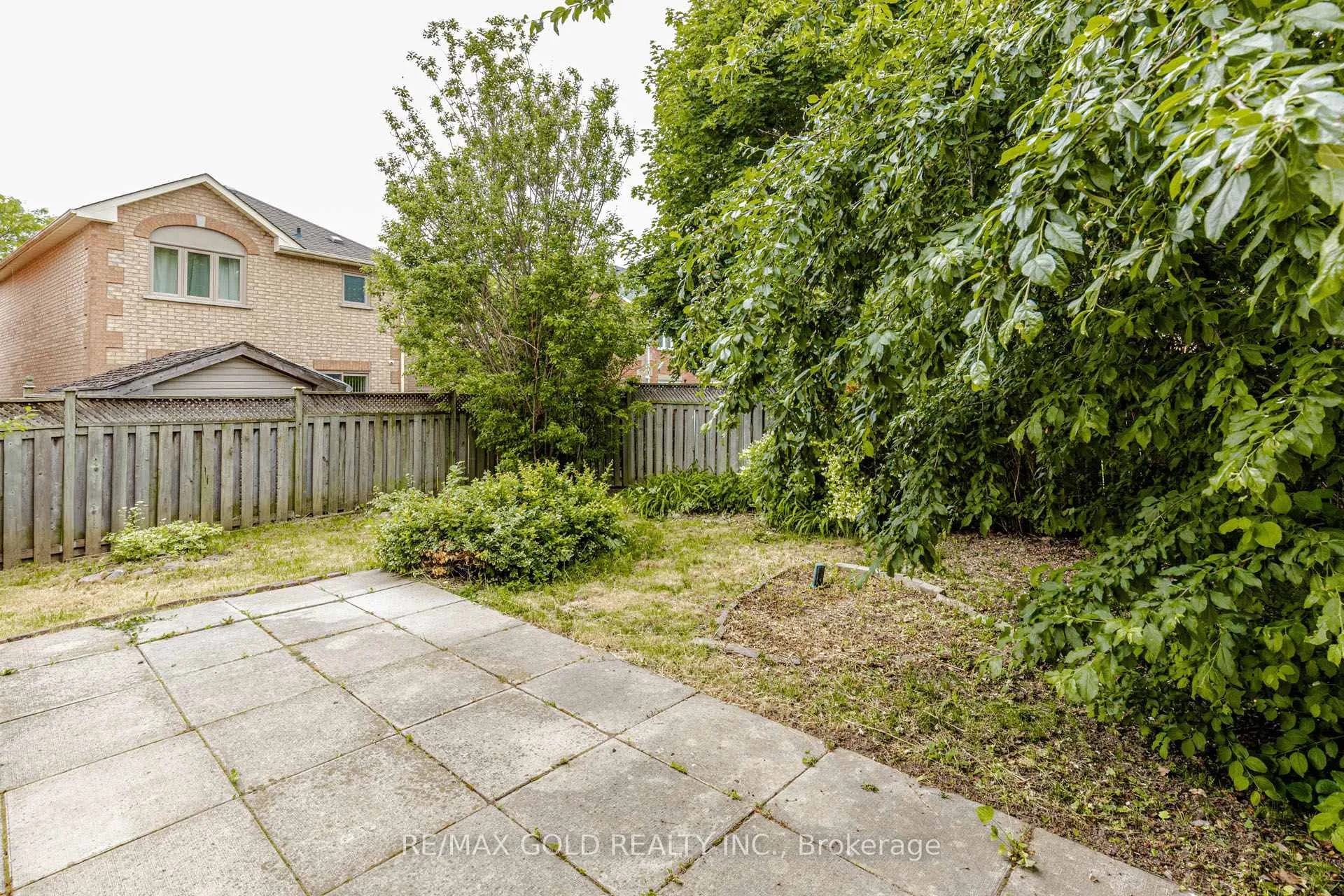 Photo 22 of 34 White Tail Crescent, Brampton, Fletcher's West — HOMEH