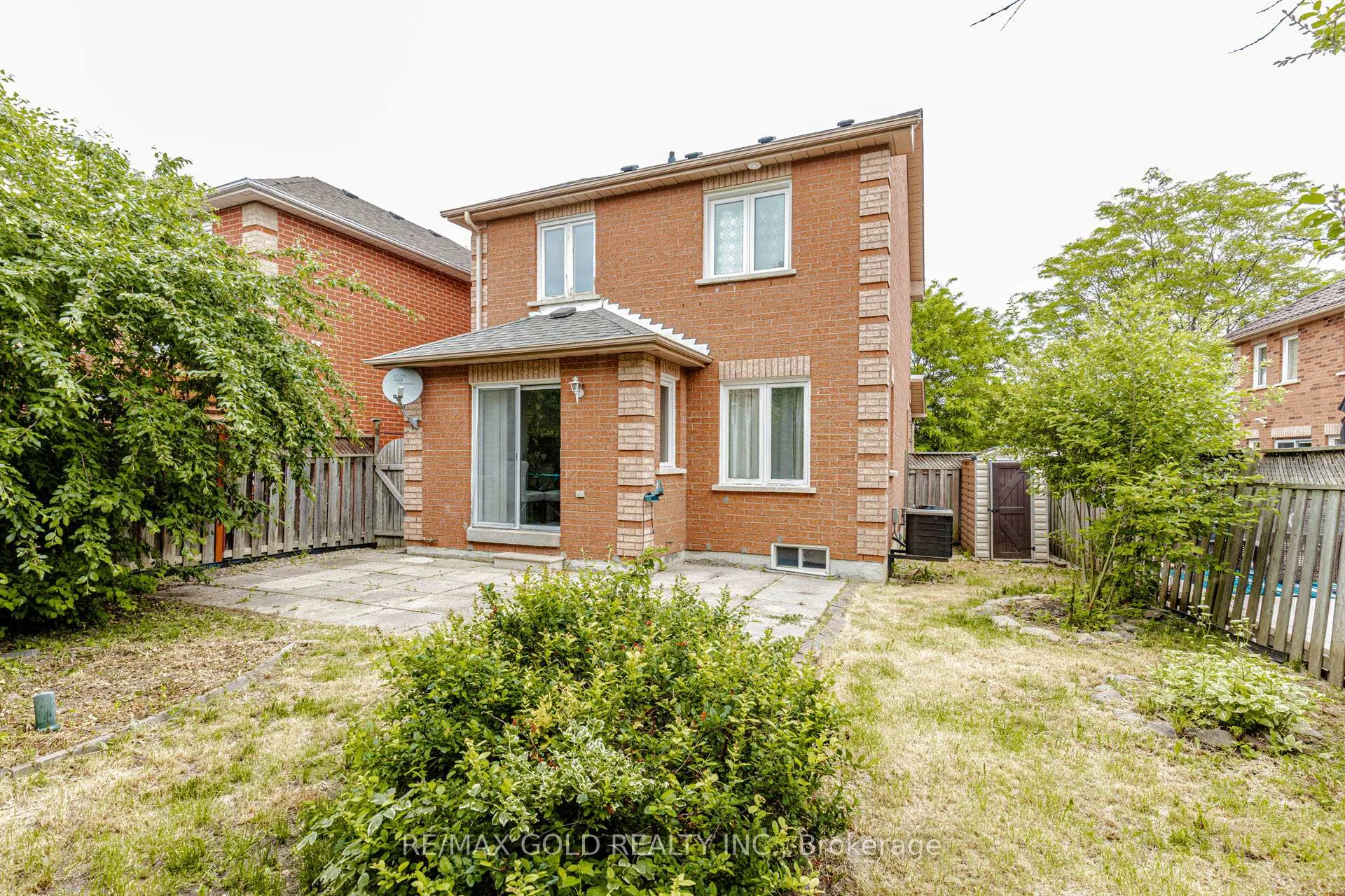 Photo 24 of 34 White Tail Crescent, Brampton, Fletcher's West — HOMEH
