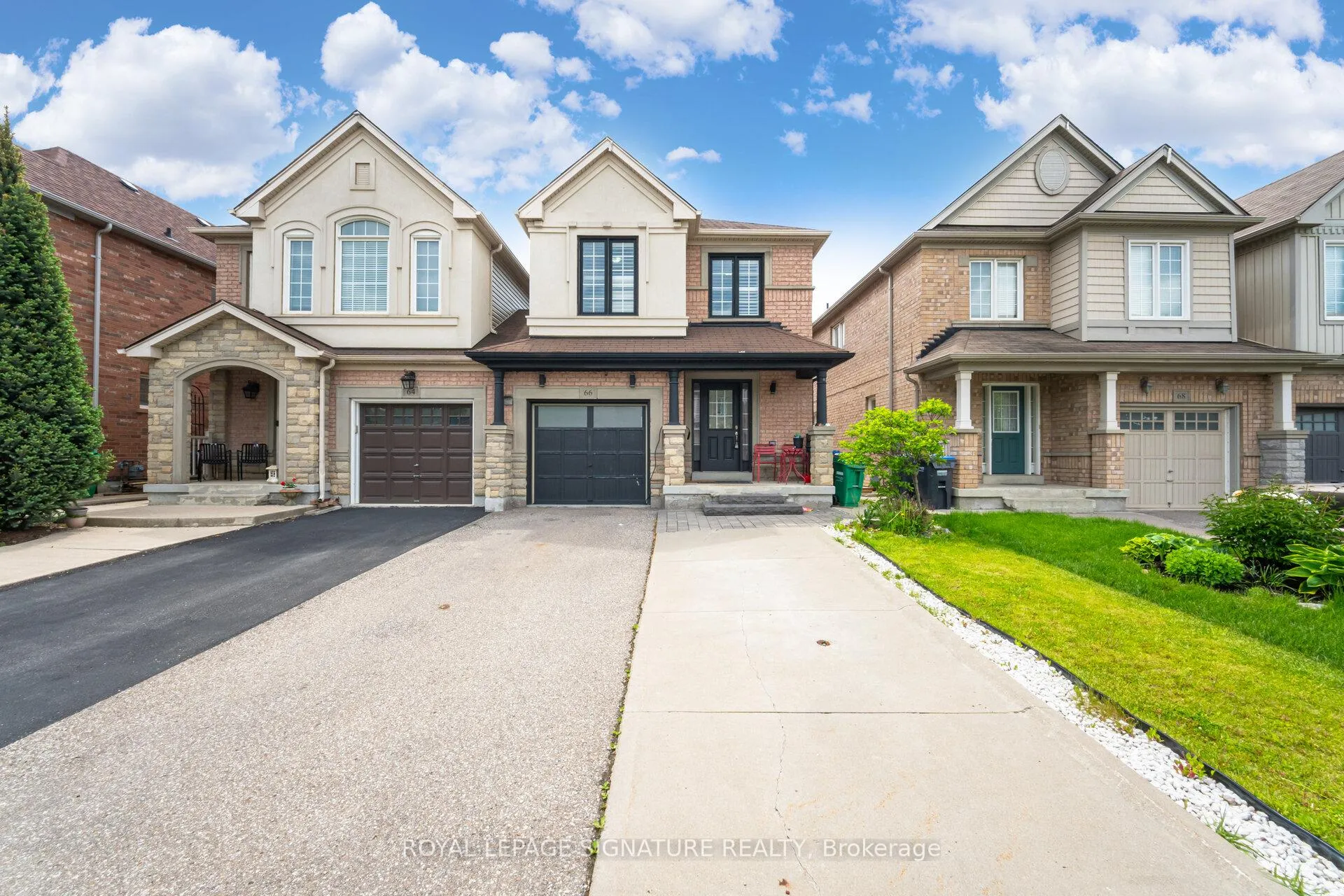 Photo 3 of 66 Lightcatcher Circle, Brampton, Bram East — HOMEH