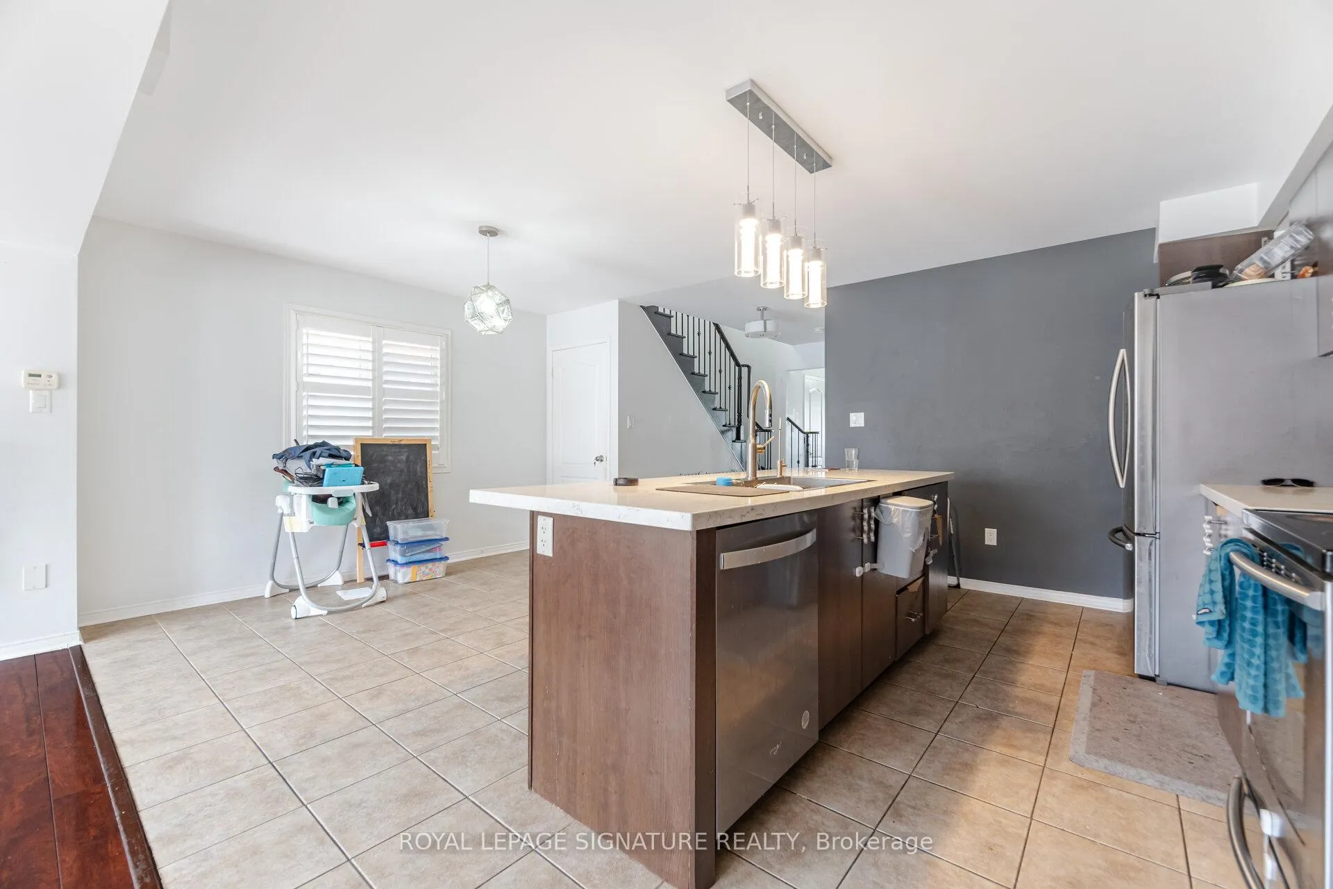 Photo 11 of 66 Lightcatcher Circle, Brampton, Bram East — HOMEH