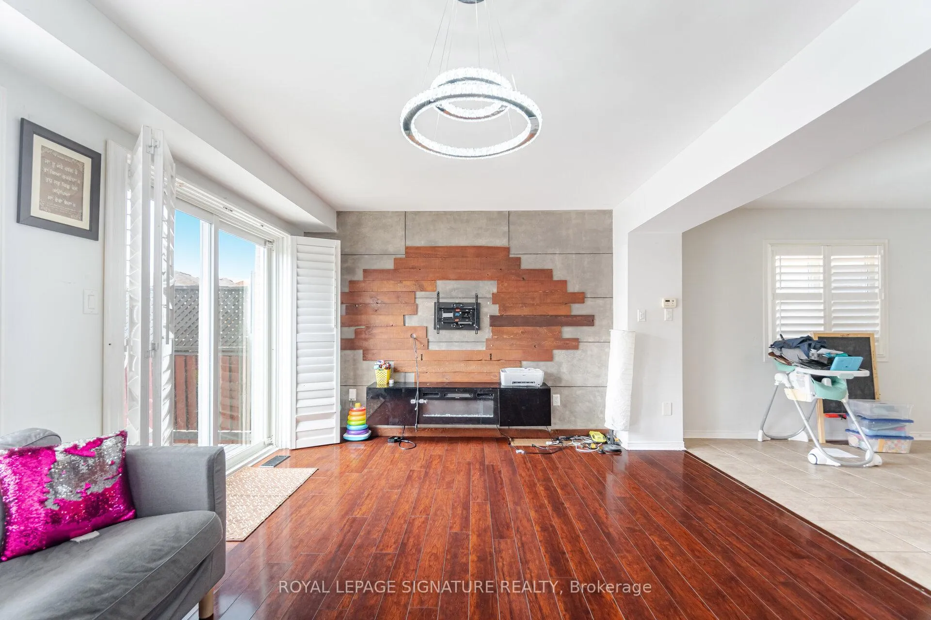 Photo 15 of 66 Lightcatcher Circle, Brampton, Bram East — HOMEH