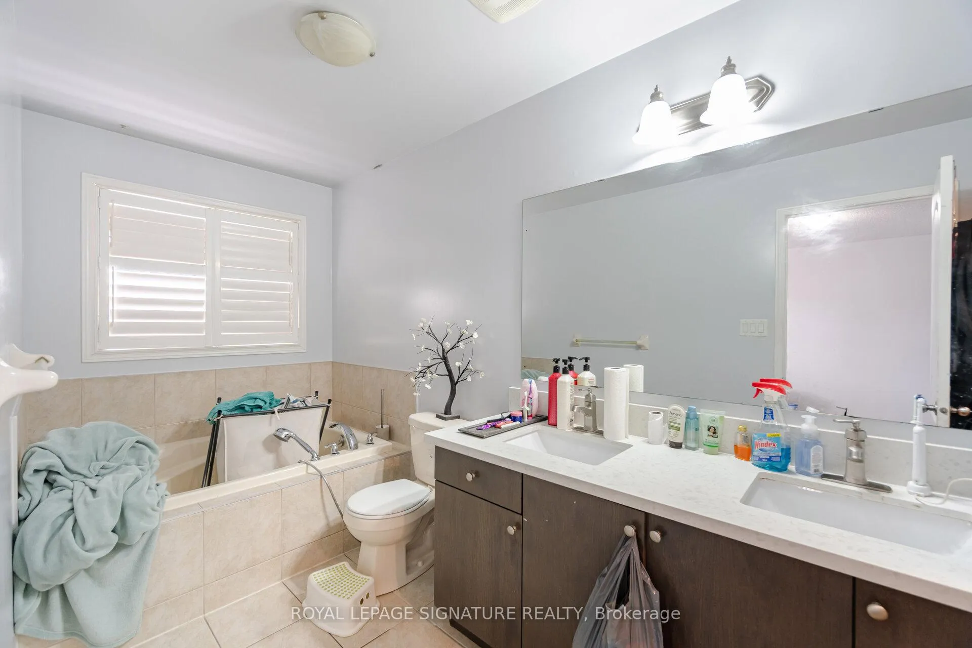 Photo 24 of 66 Lightcatcher Circle, Brampton, Bram East — HOMEH