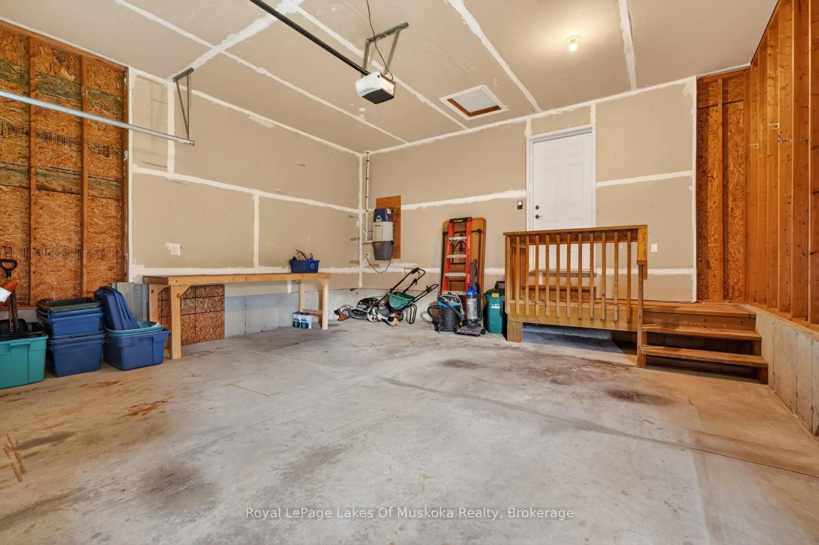 Photo 23 of 30 Gainsborough Road, Bracebridge, Monck (Bracebridge) — HOMEH
