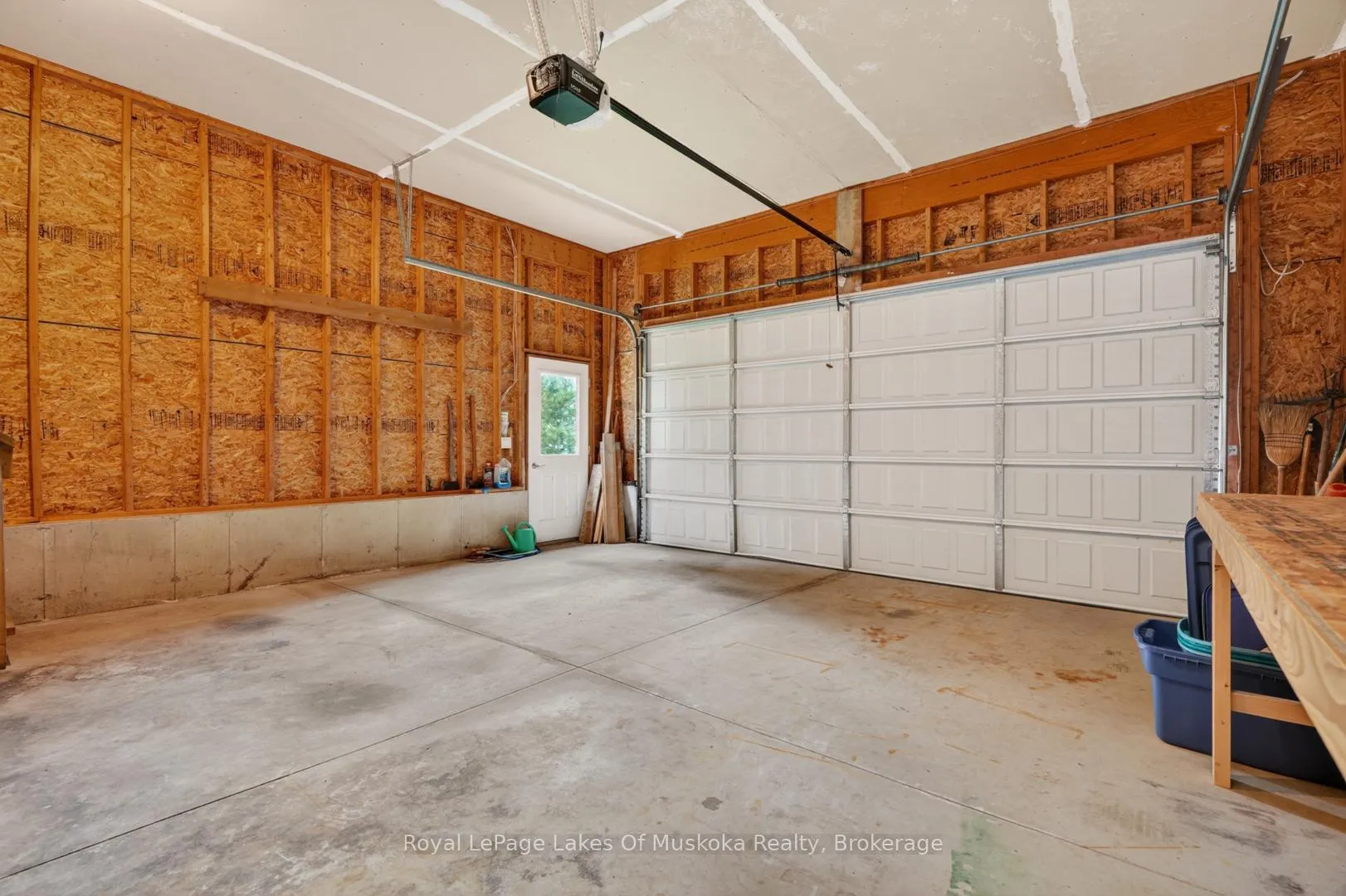 Photo 24 of 30 Gainsborough Road, Bracebridge, Monck (Bracebridge) — HOMEH