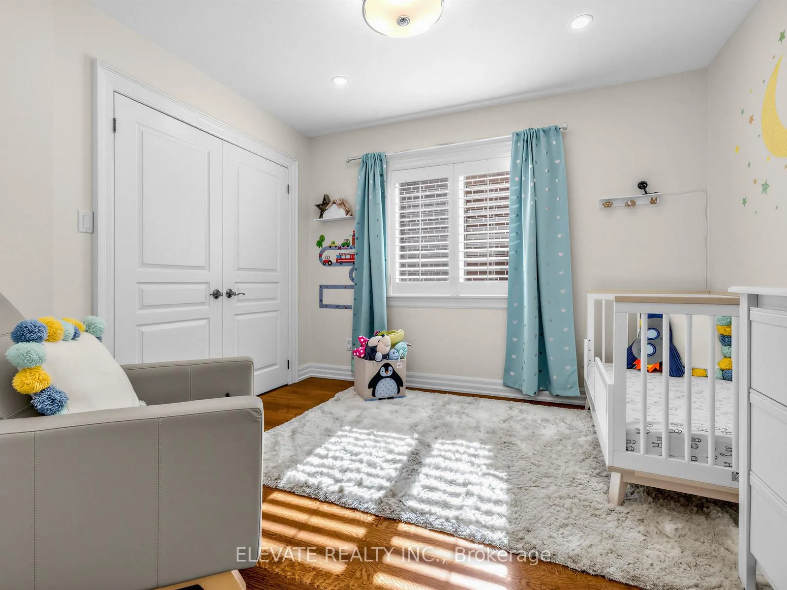 Photo 24 of 19 Dunblaine Avenue, Toronto, Bedford Park-Nortown — HOMEH
