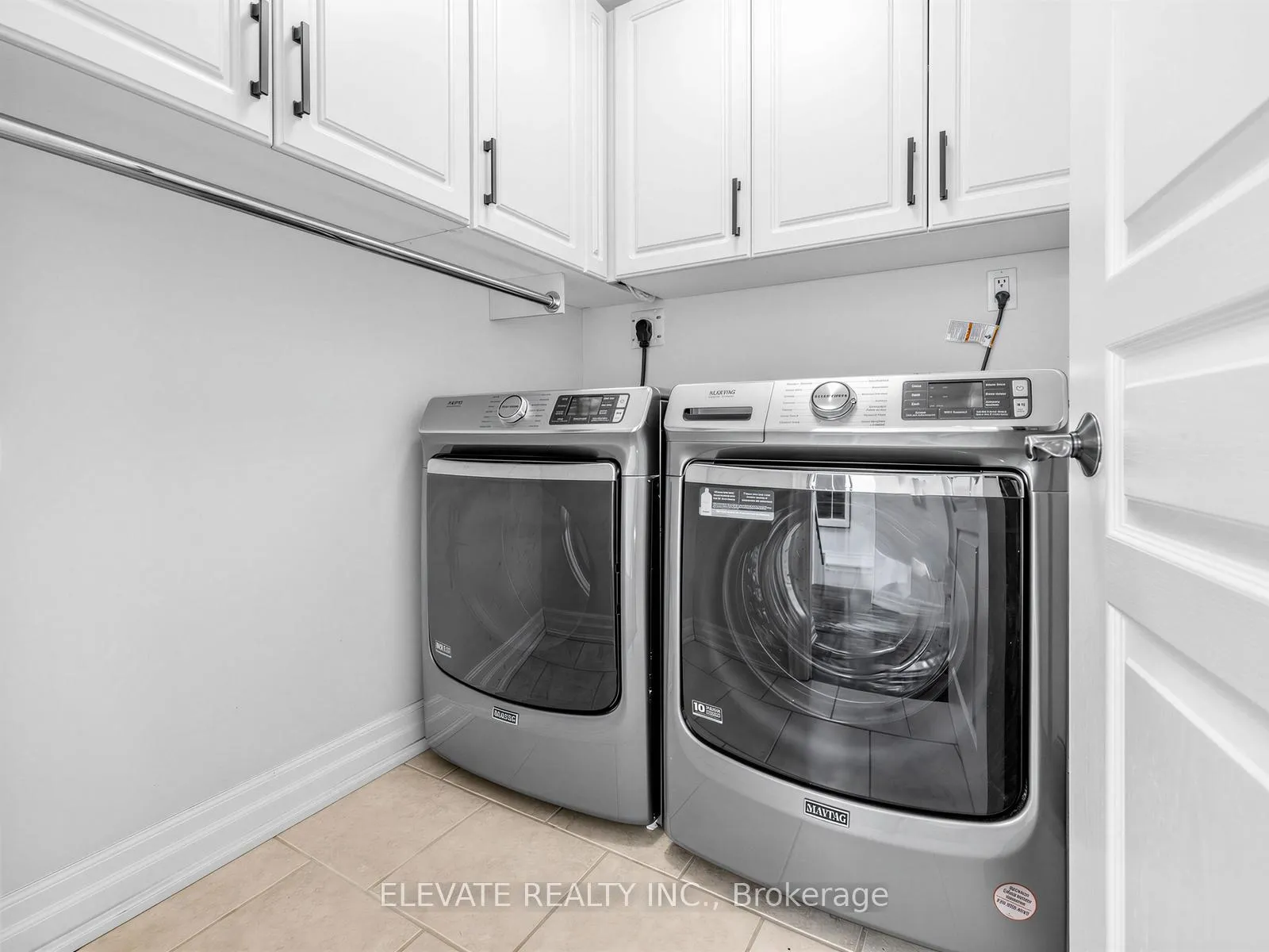 Photo 26 of 19 Dunblaine Avenue, Toronto, Bedford Park-Nortown — HOMEH