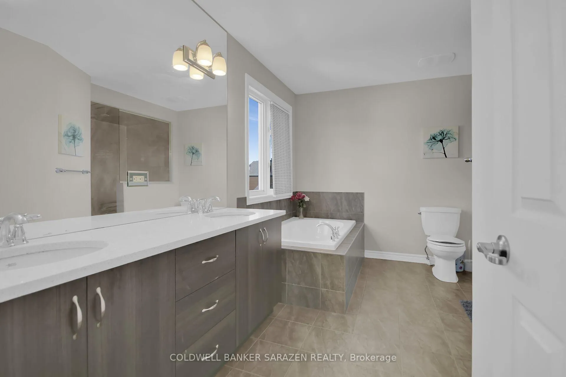 Photo 6 of 906 Whimbrel Way, Ottawa, Barrhaven - Half Moon Bay — HOMEH