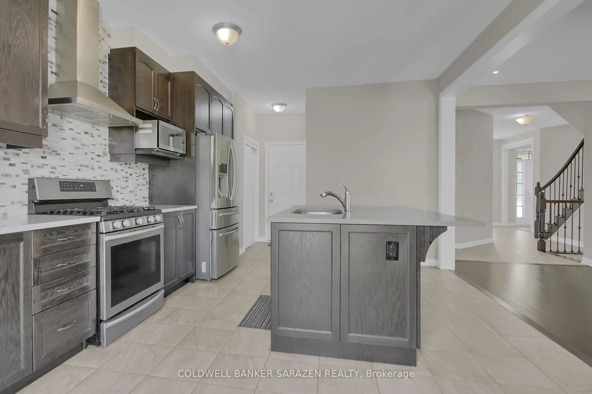 Photo 16 of 906 Whimbrel Way, Ottawa, Barrhaven - Half Moon Bay — HOMEH