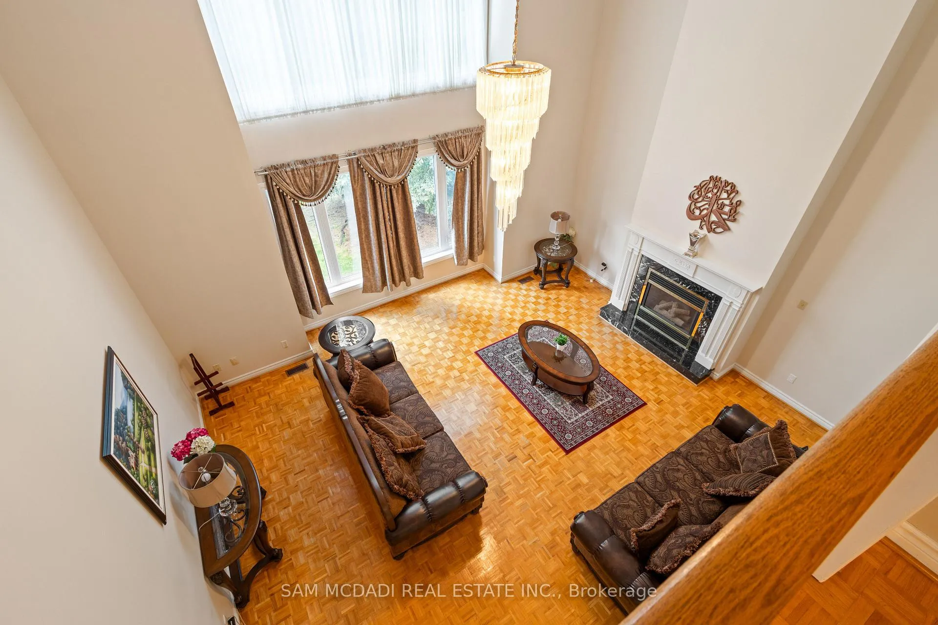 Photo 6 of 2492 Erin Centre Boulevard, Mississauga, Central Erin Mills — HOMEH