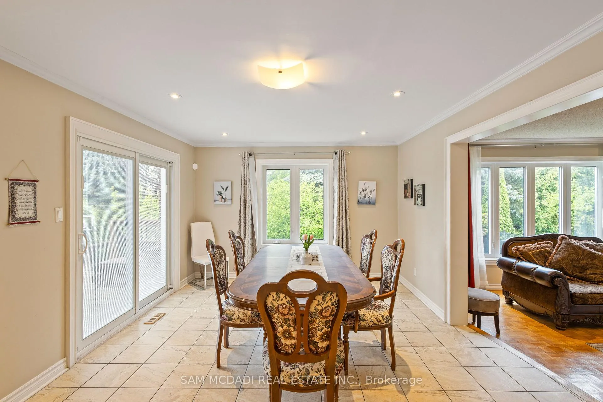 Photo 15 of 2492 Erin Centre Boulevard, Mississauga, Central Erin Mills — HOMEH