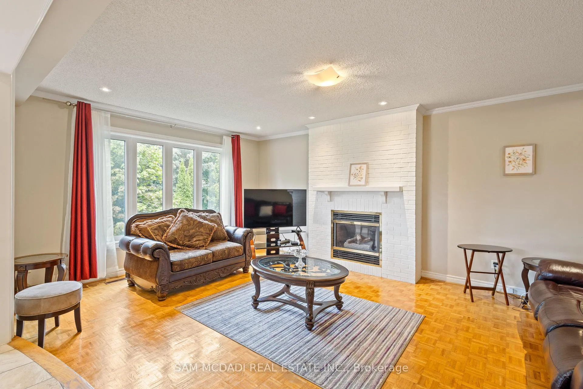 Photo 16 of 2492 Erin Centre Boulevard, Mississauga, Central Erin Mills — HOMEH