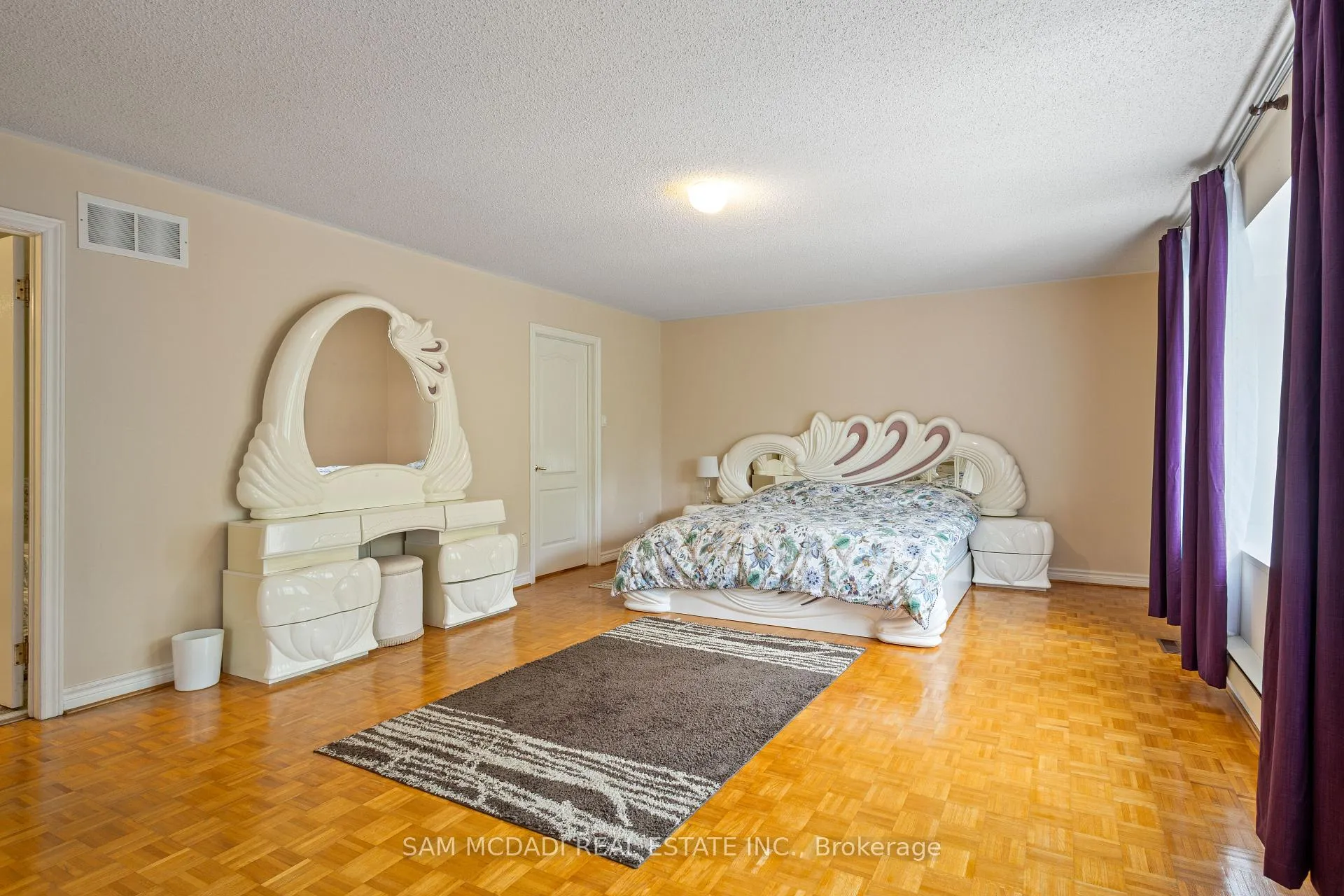 Photo 28 of 2492 Erin Centre Boulevard, Mississauga, Central Erin Mills — HOMEH