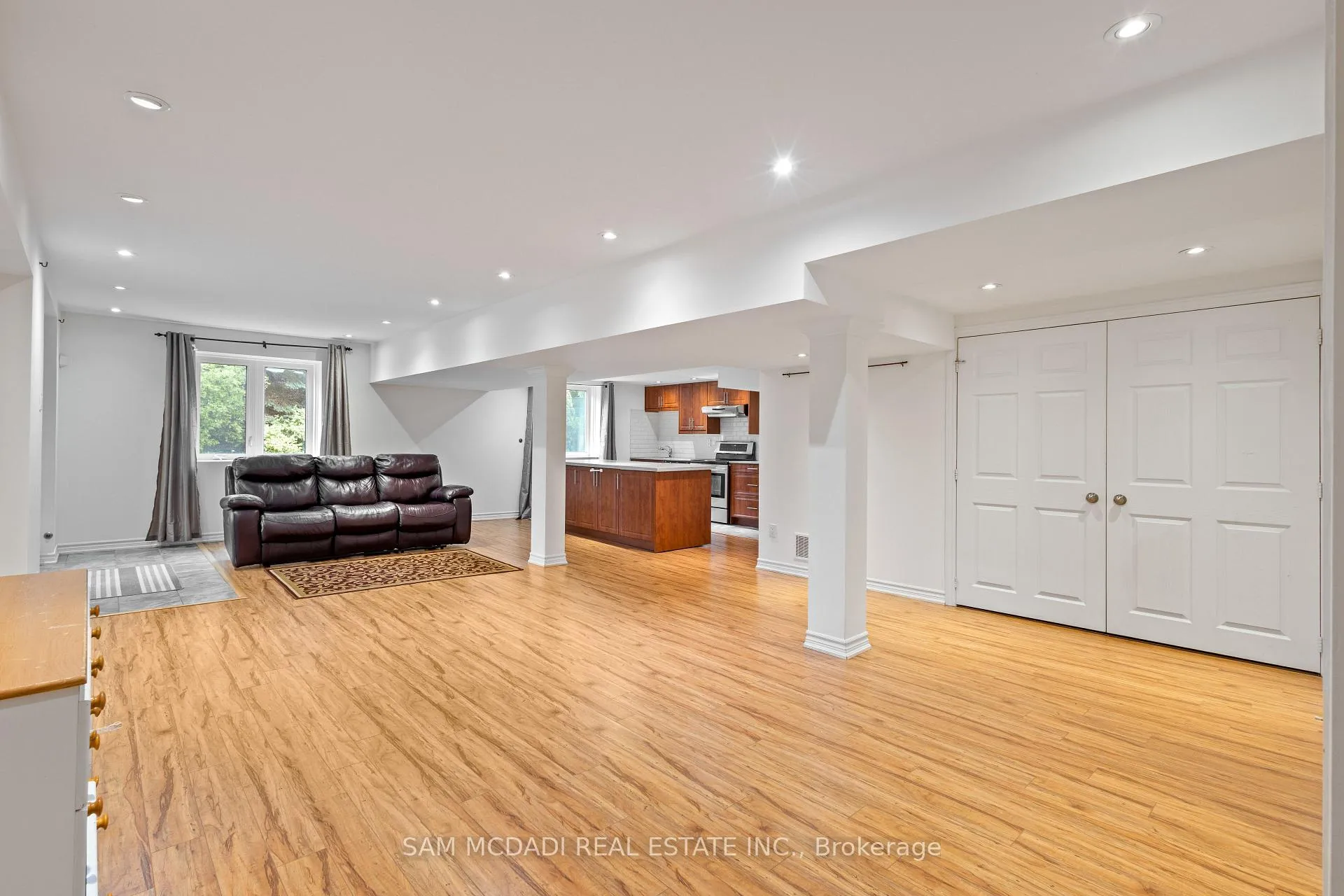 Photo 33 of 2492 Erin Centre Boulevard, Mississauga, Central Erin Mills — HOMEH