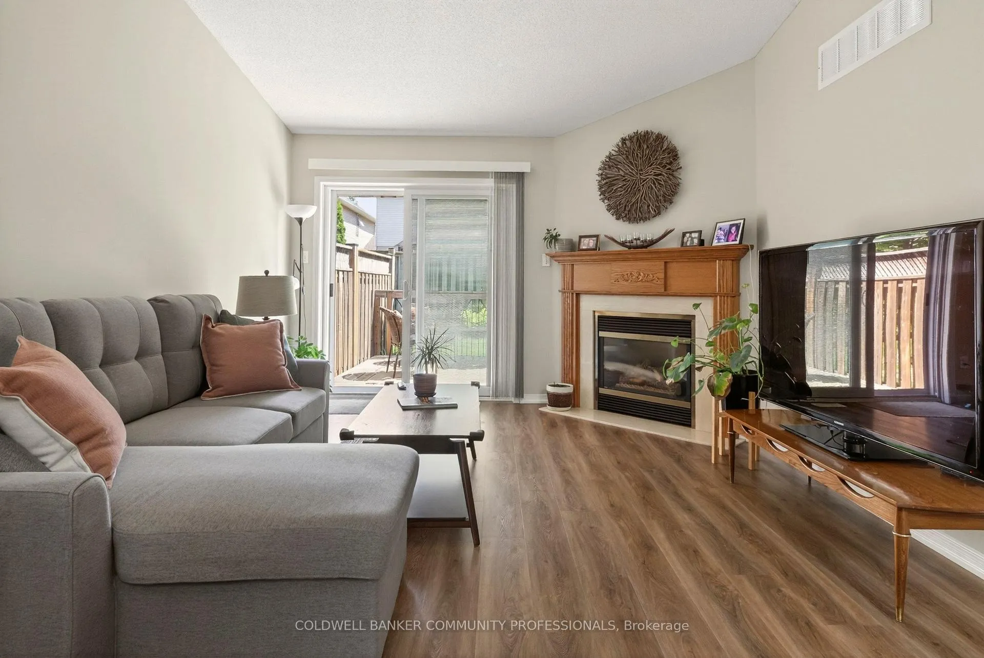 Photo 9 of Unit 6, 25 Kitty Murray Lane, Hamilton, Meadowlands — HOMEH