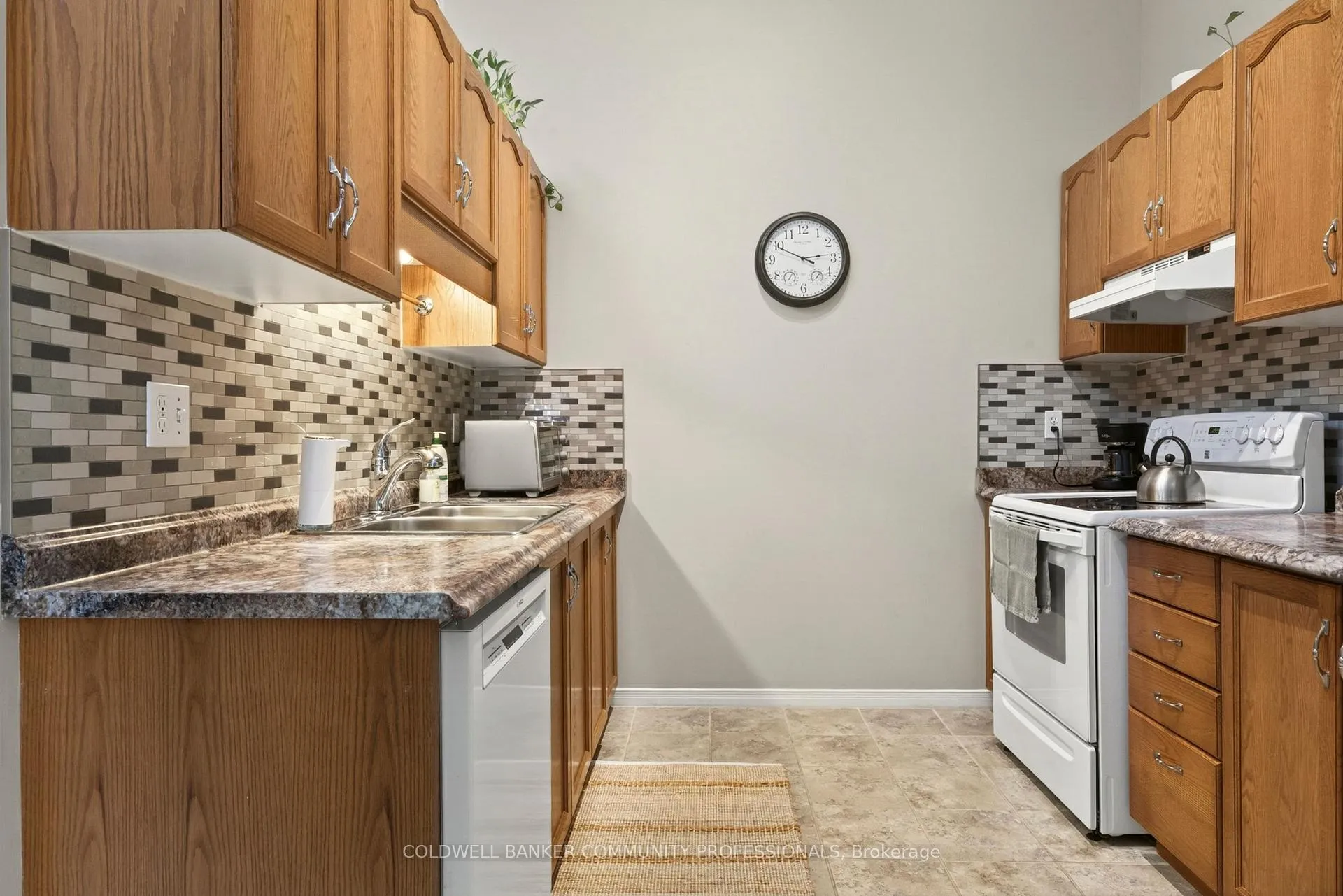 Photo 15 of Unit 6, 25 Kitty Murray Lane, Hamilton, Meadowlands — HOMEH