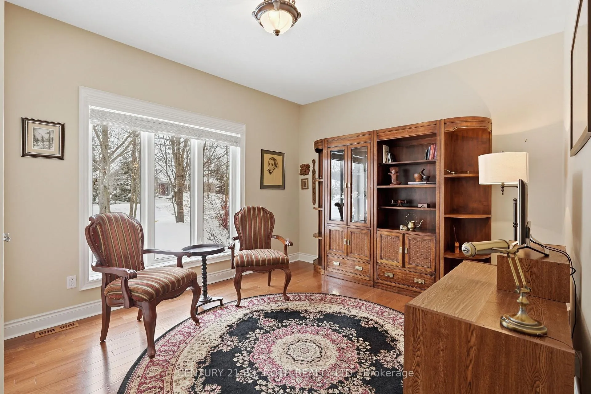Photo 16 of 6 Lloyd Cook Drive E, Springwater, Snow Valley — HOMEH