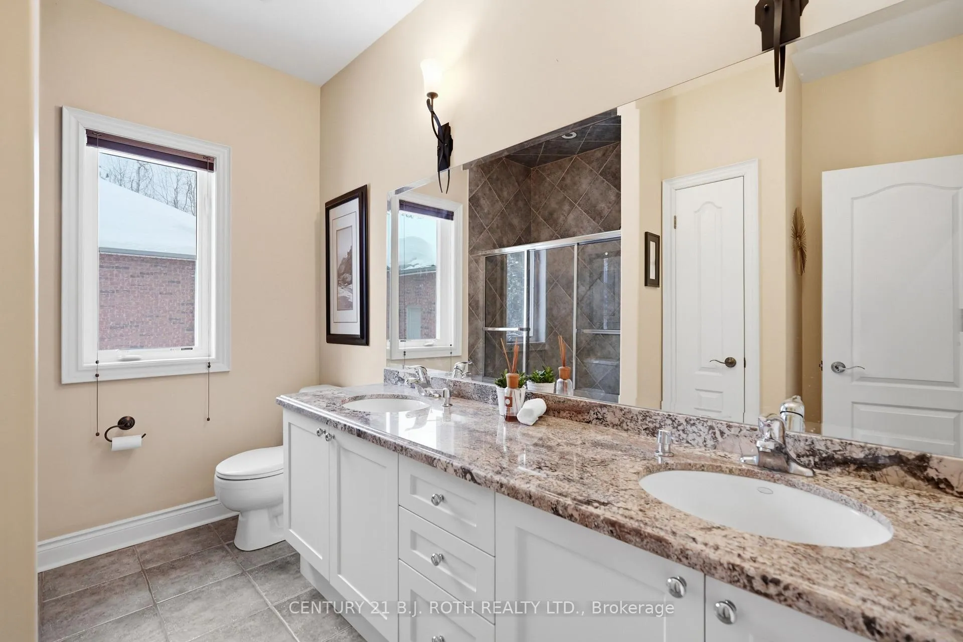 Photo 17 of 6 Lloyd Cook Drive E, Springwater, Snow Valley — HOMEH