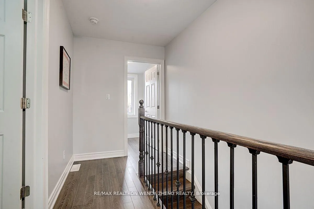Photo 16 of Unit Upper, 245 Montrose Avenue, Toronto, Palmerston-Little Italy — HOMEH