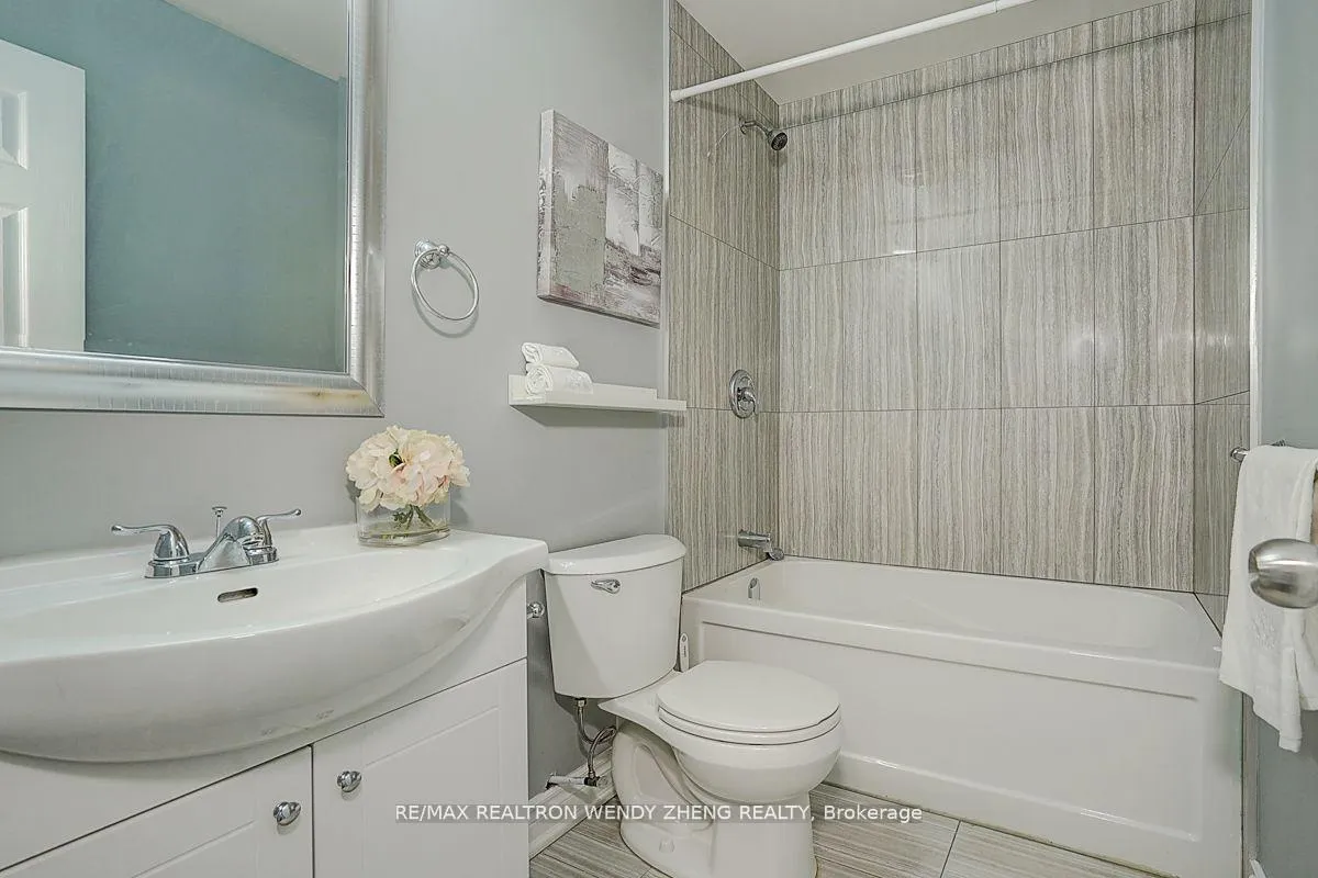 Photo 23 of Unit Upper, 245 Montrose Avenue, Toronto, Palmerston-Little Italy — HOMEH