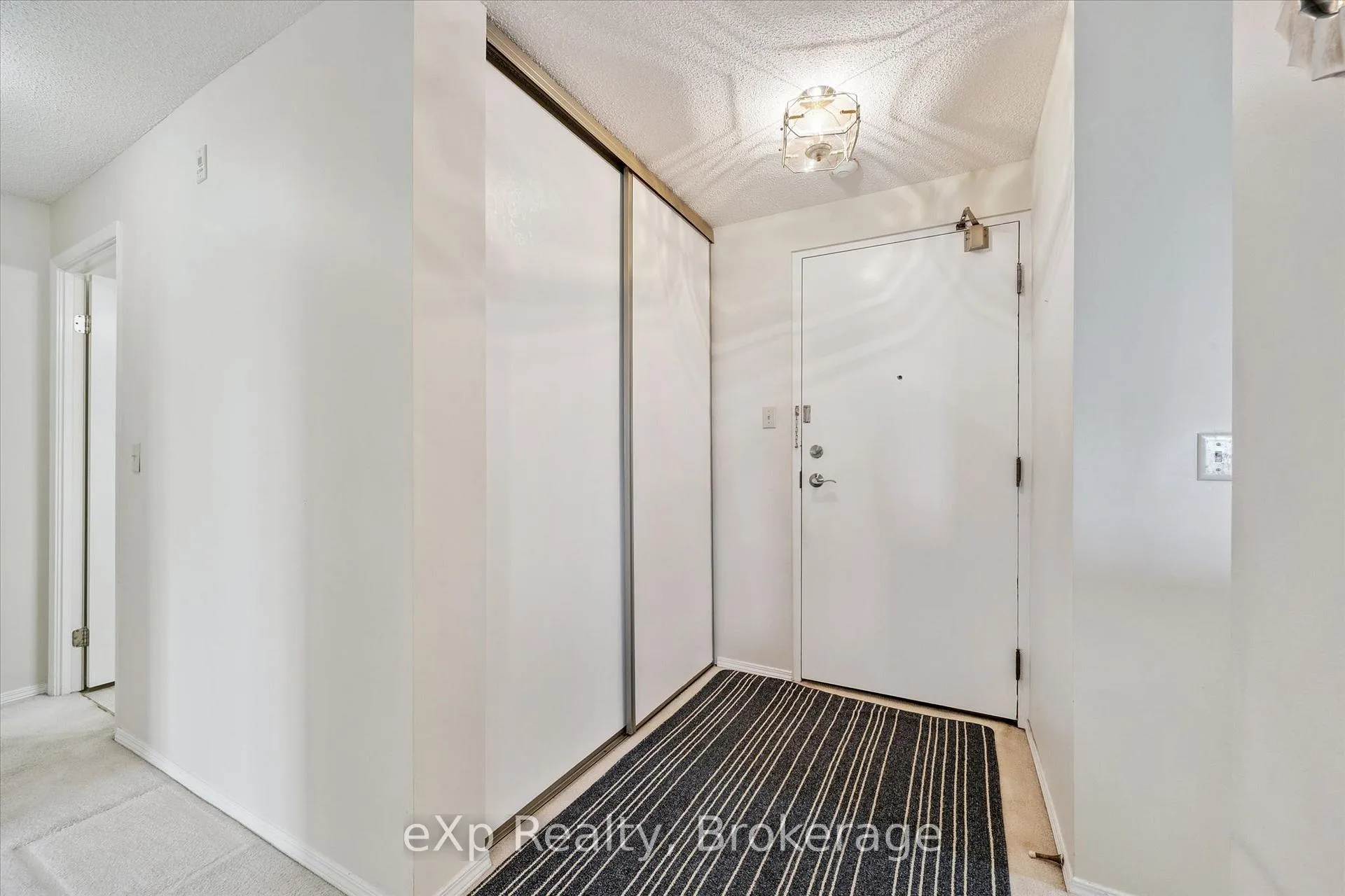Photo 5 of Unit 602, 24 Marilyn Drive, Guelph, Riverside Park — HOMEH