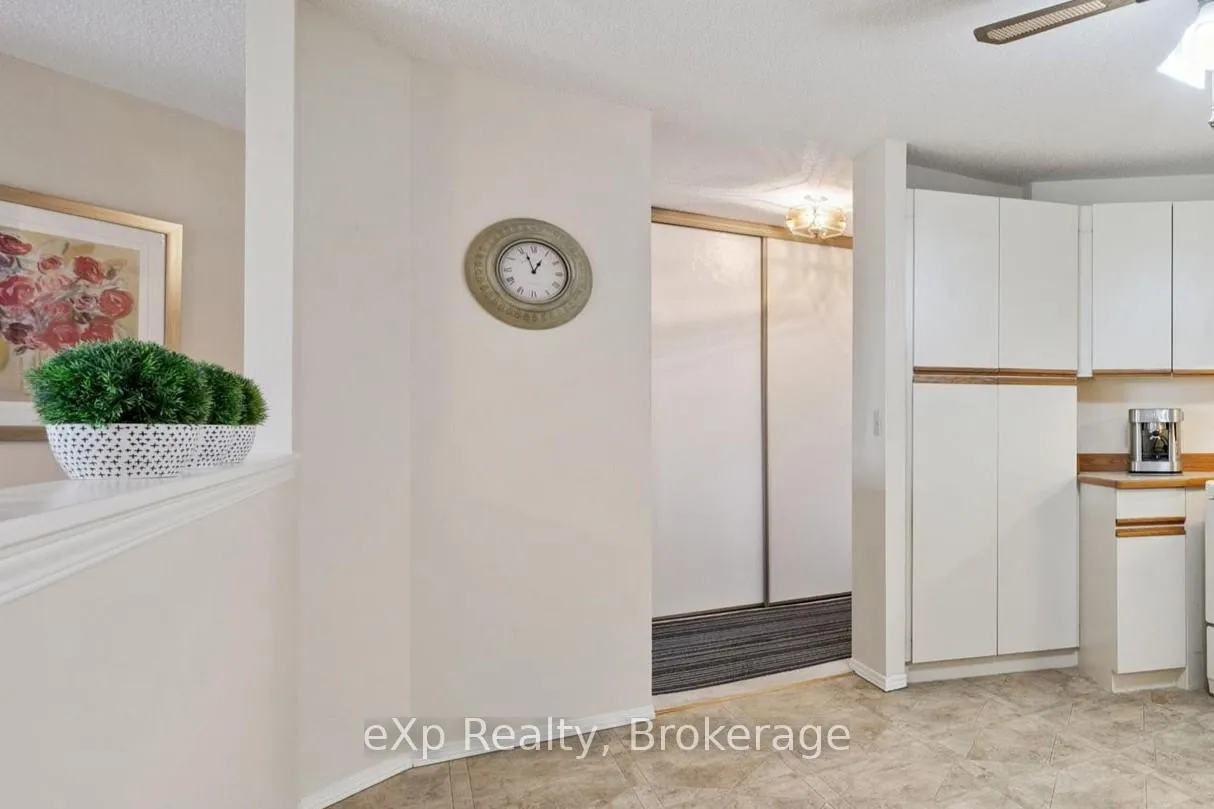Photo 6 of Unit 602, 24 Marilyn Drive, Guelph, Riverside Park — HOMEH