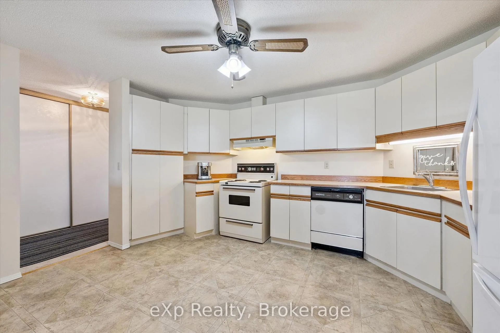 Photo 16 of Unit 602, 24 Marilyn Drive, Guelph, Riverside Park — HOMEH