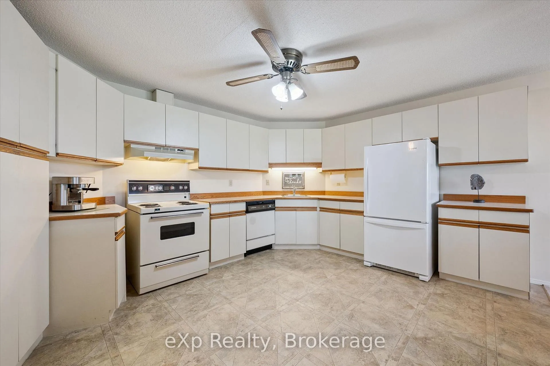 Photo 17 of Unit 602, 24 Marilyn Drive, Guelph, Riverside Park — HOMEH
