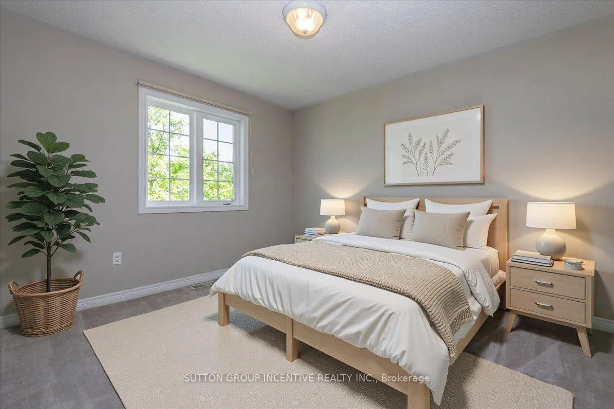 Photo 22 of 11 Thrushwood Drive, Barrie, 400 West — HOMEH