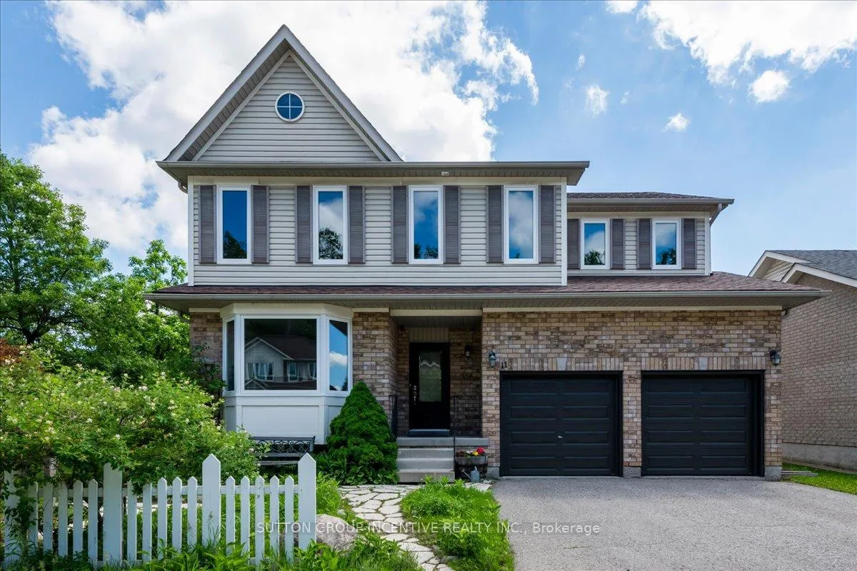 Photo 36 of 11 Thrushwood Drive, Barrie, 400 West — HOMEH