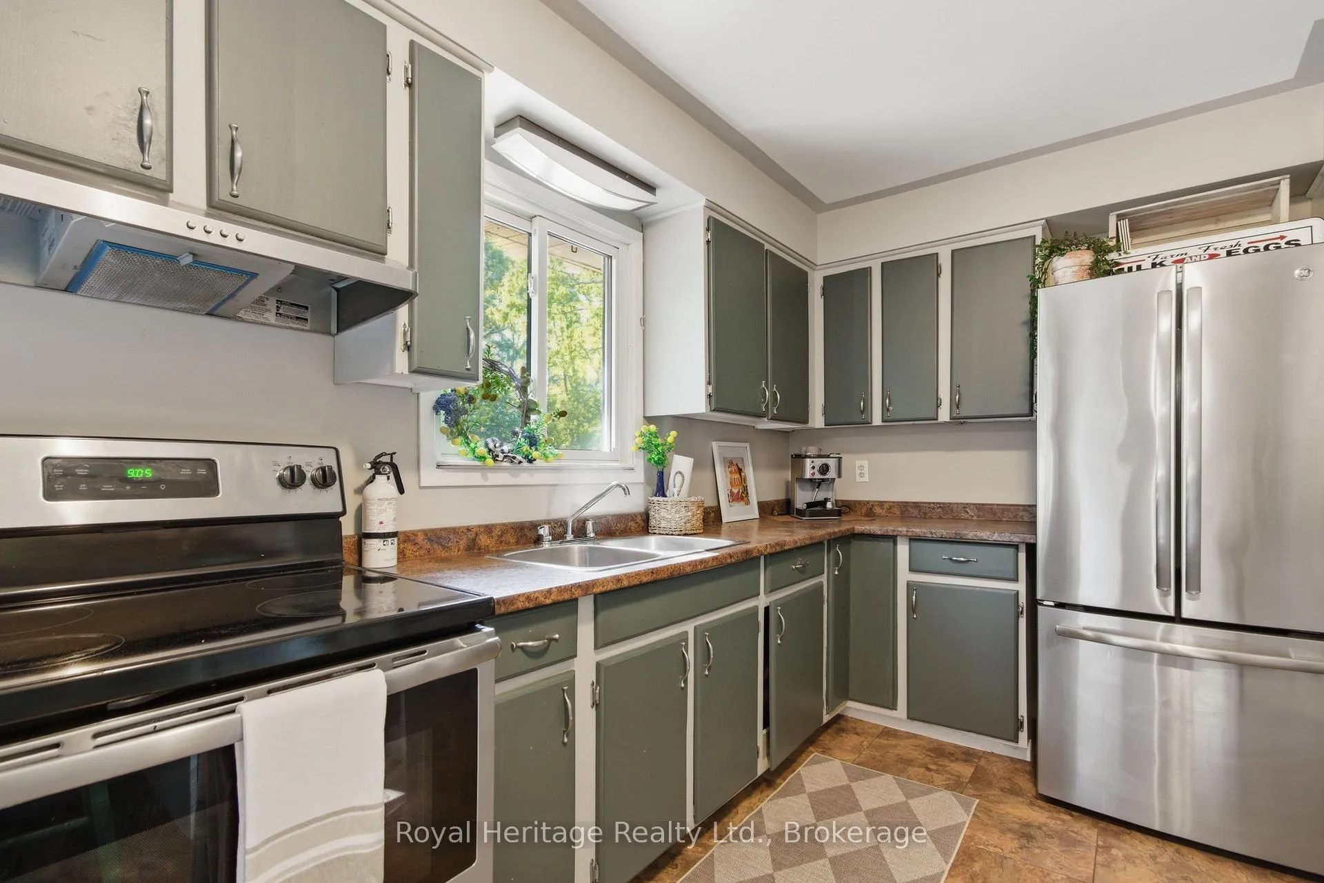 Photo 11 of 95 Division Street S, Brighton — HOMEH