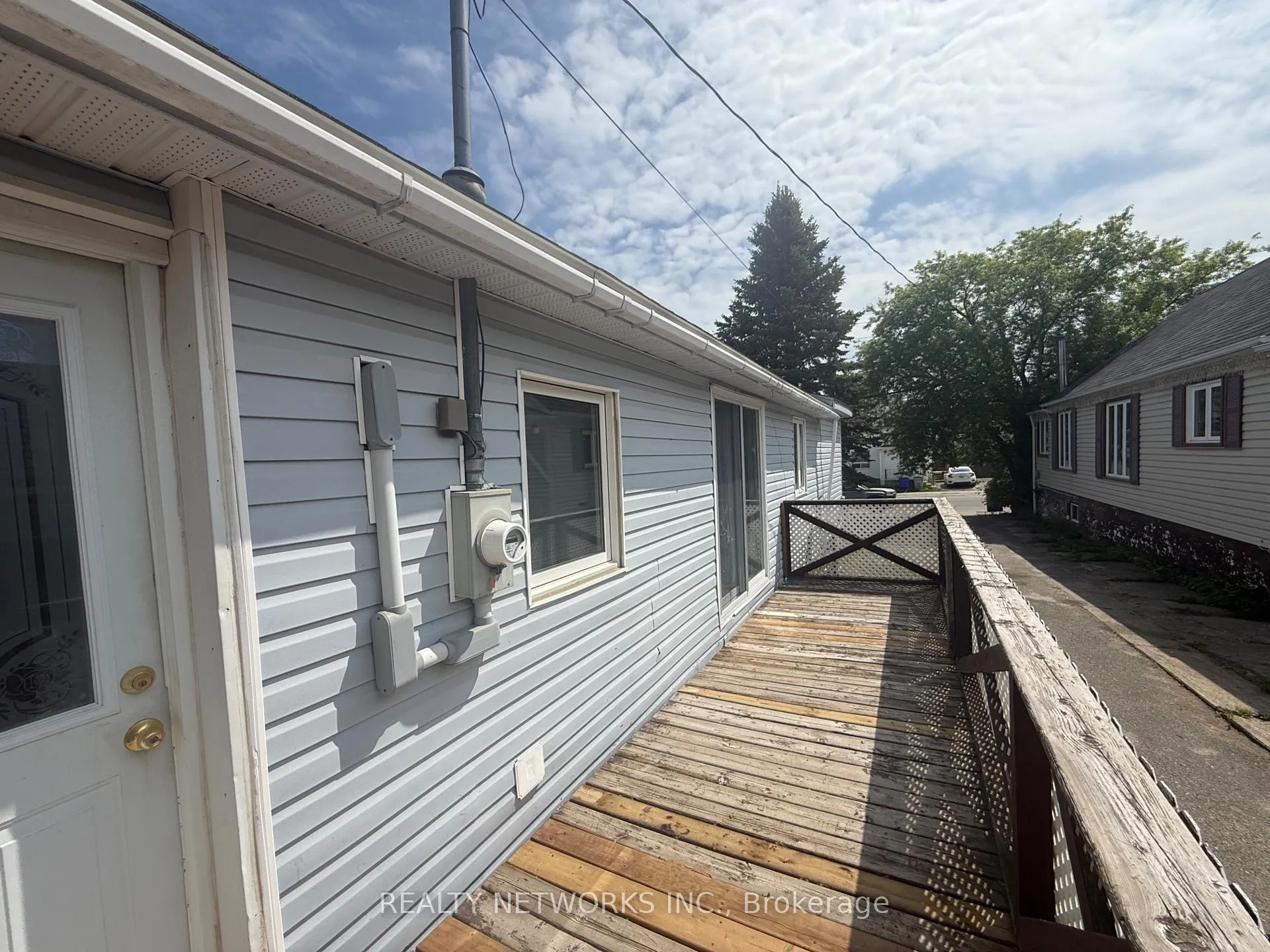 Photo 2 of 75 Maple Street N, Timmins, TNE - Central — HOMEH