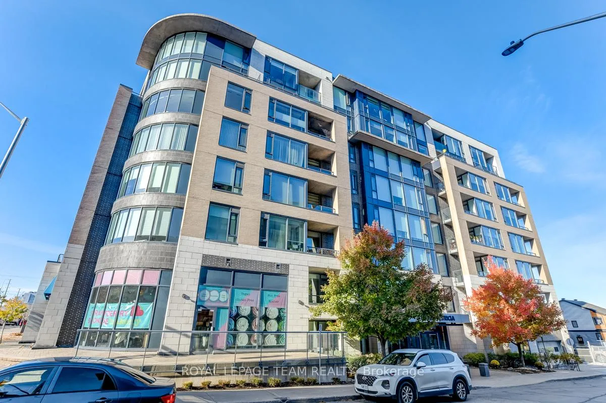 Front of Unit 422, 360 Patricia Avenue