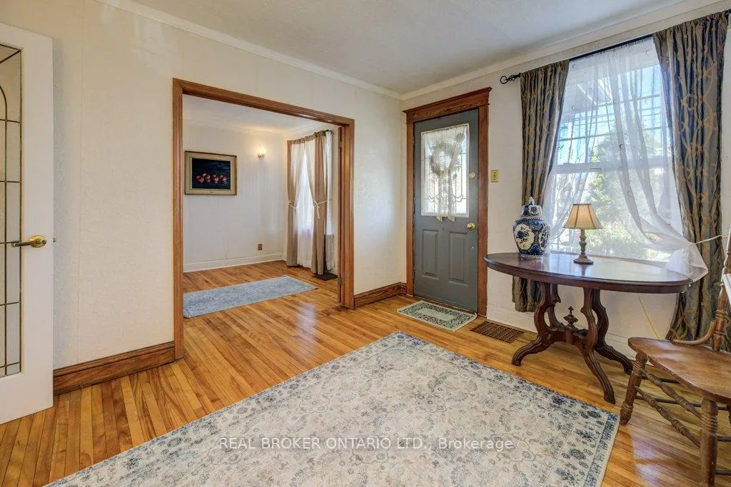 Photo 7 of 458 Upper Wentworth Street, Hamilton, Inch Park — HOMEH