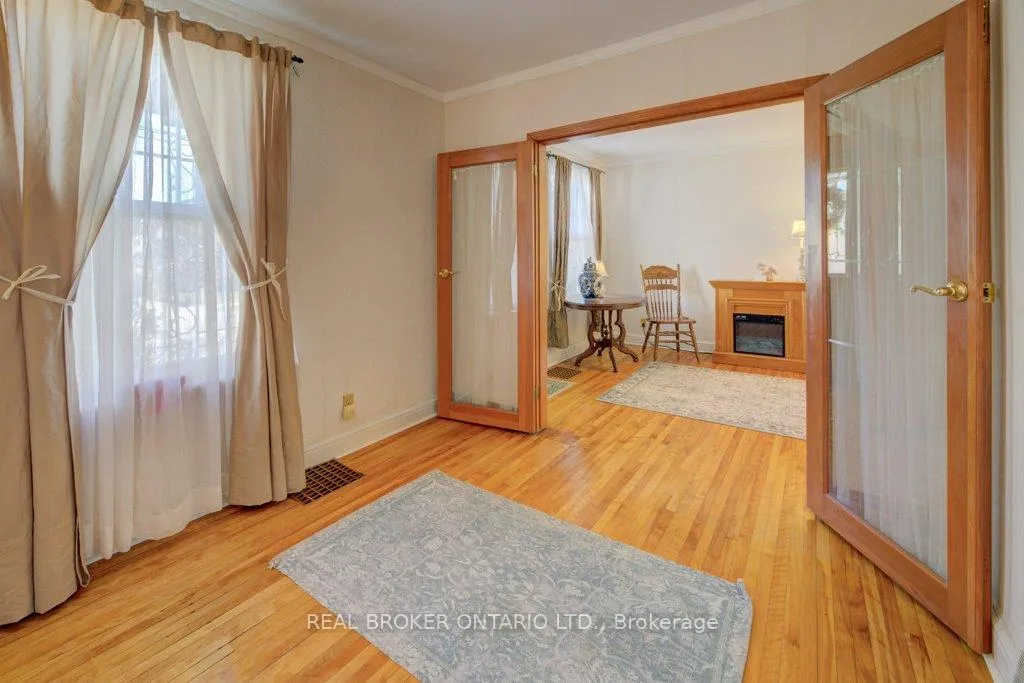 Photo 9 of 458 Upper Wentworth Street, Hamilton, Inch Park — HOMEH