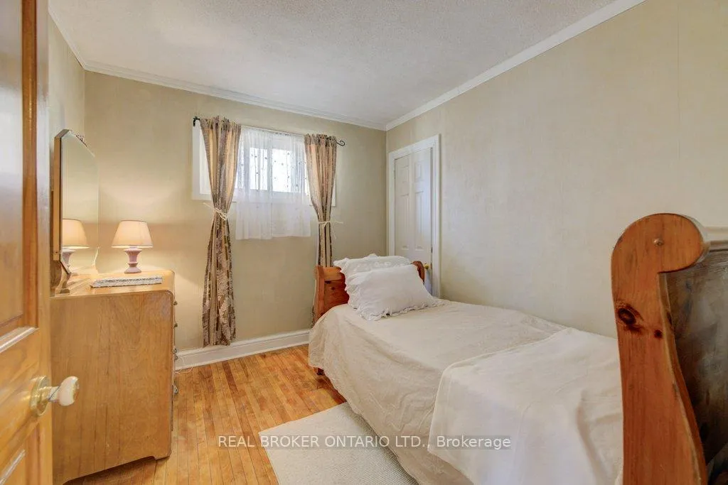Photo 13 of 458 Upper Wentworth Street, Hamilton, Inch Park — HOMEH