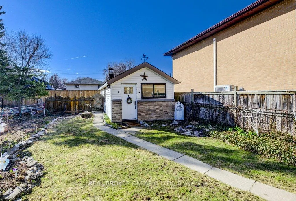 Photo 31 of 458 Upper Wentworth Street, Hamilton, Inch Park — HOMEH