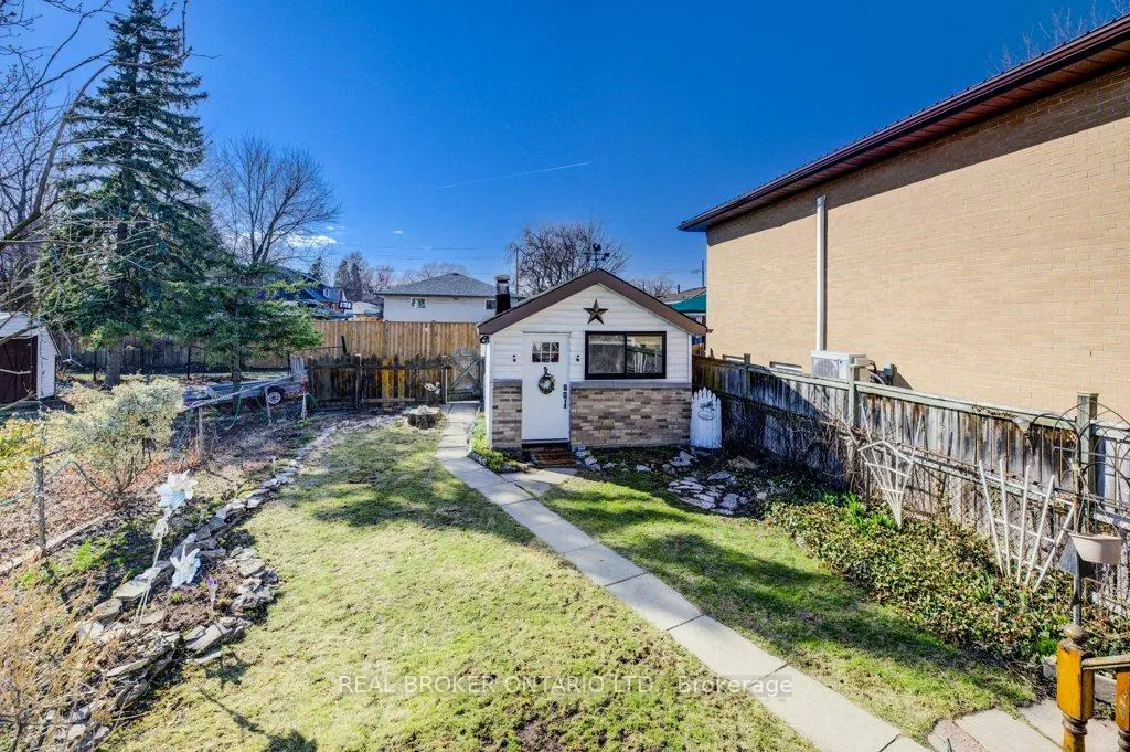 Photo 37 of 458 Upper Wentworth Street, Hamilton, Inch Park — HOMEH
