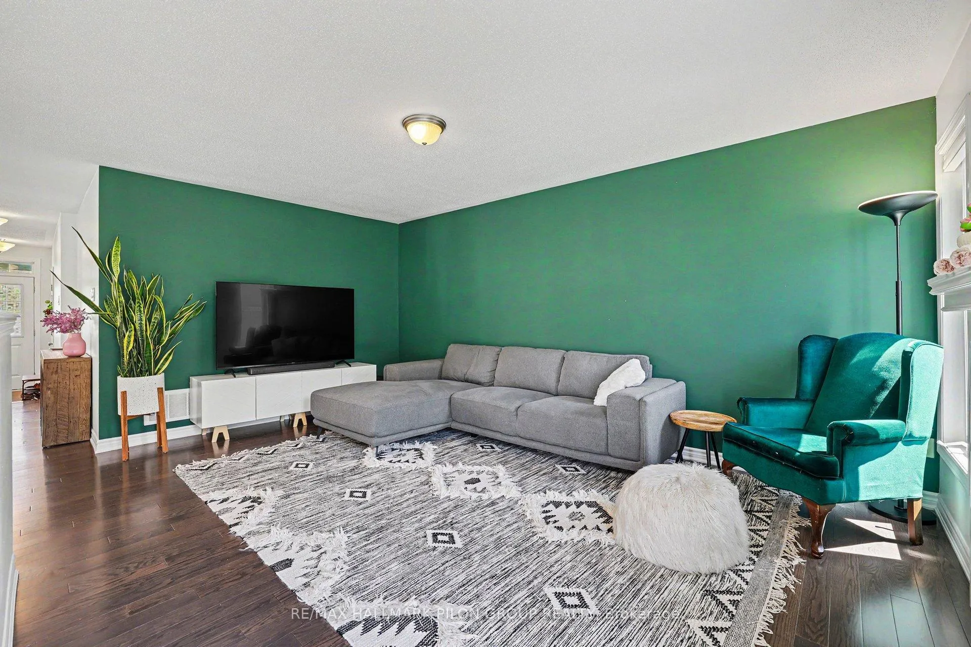 Photo 4 of 236 Soleil Avenue, Ottawa, Notting Hill/Summerside — HOMEH
