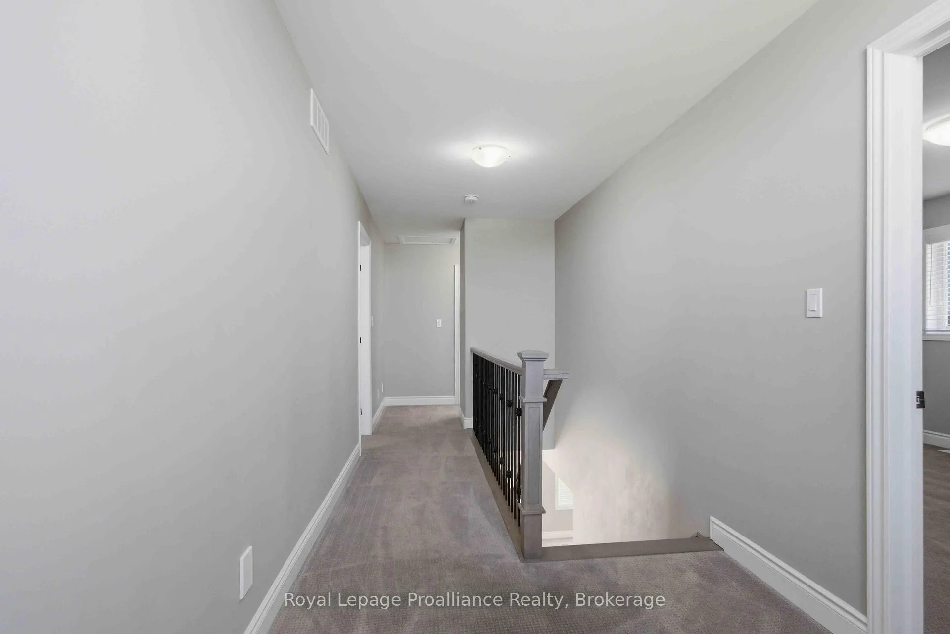 Photo 17 of 86 Ledgerock Court, Quinte West, Sidney Ward — HOMEH