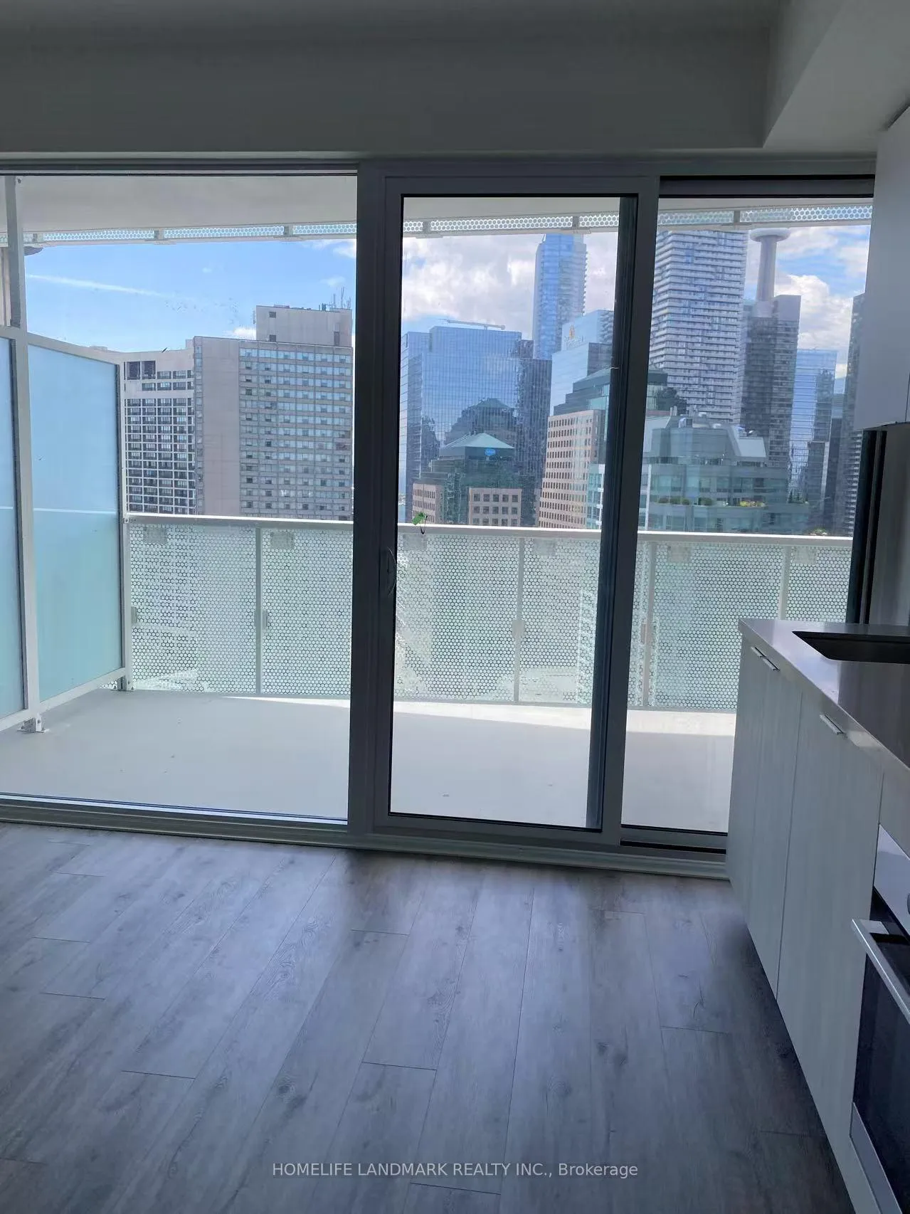 Photo 5 of Unit 2306, 15 Queens Quay E, Toronto, Waterfront Communities — HOMEH