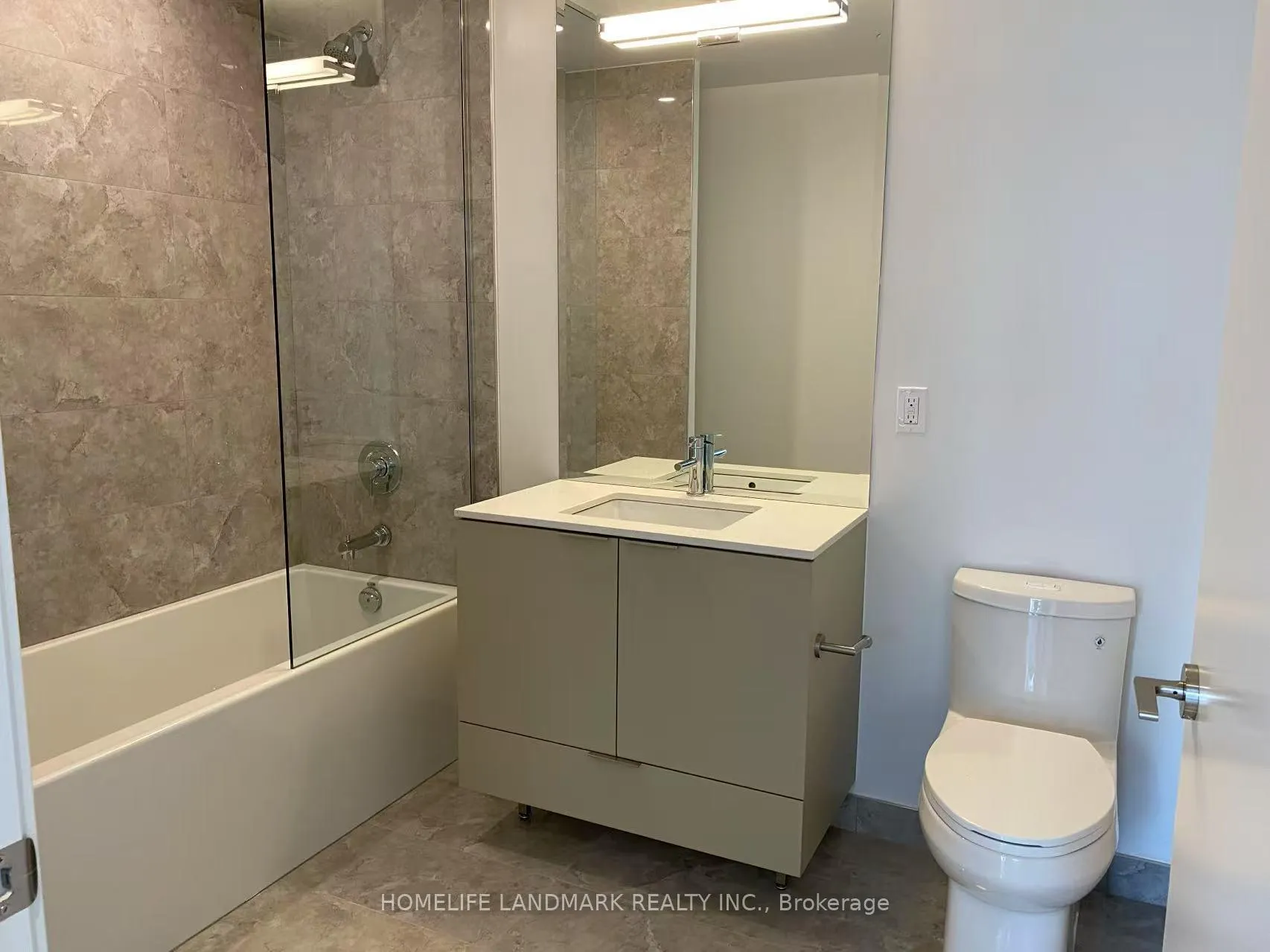 Photo 6 of Unit 2306, 15 Queens Quay E, Toronto, Waterfront Communities — HOMEH