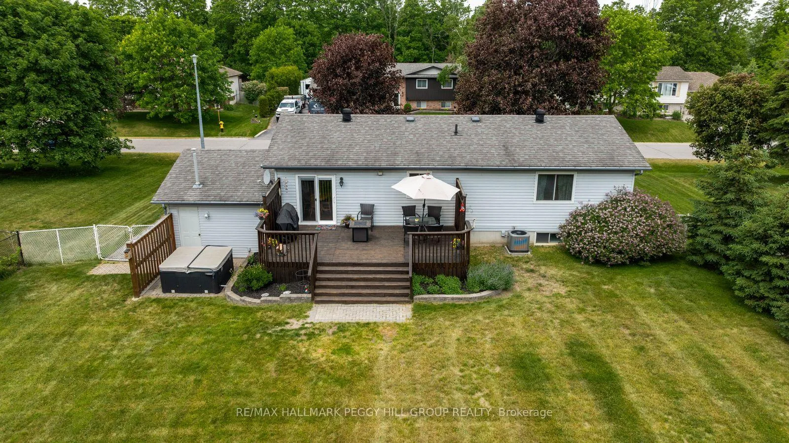 Photo 18 of 9 Adams Avenue, Springwater, Minesing — HOMEH