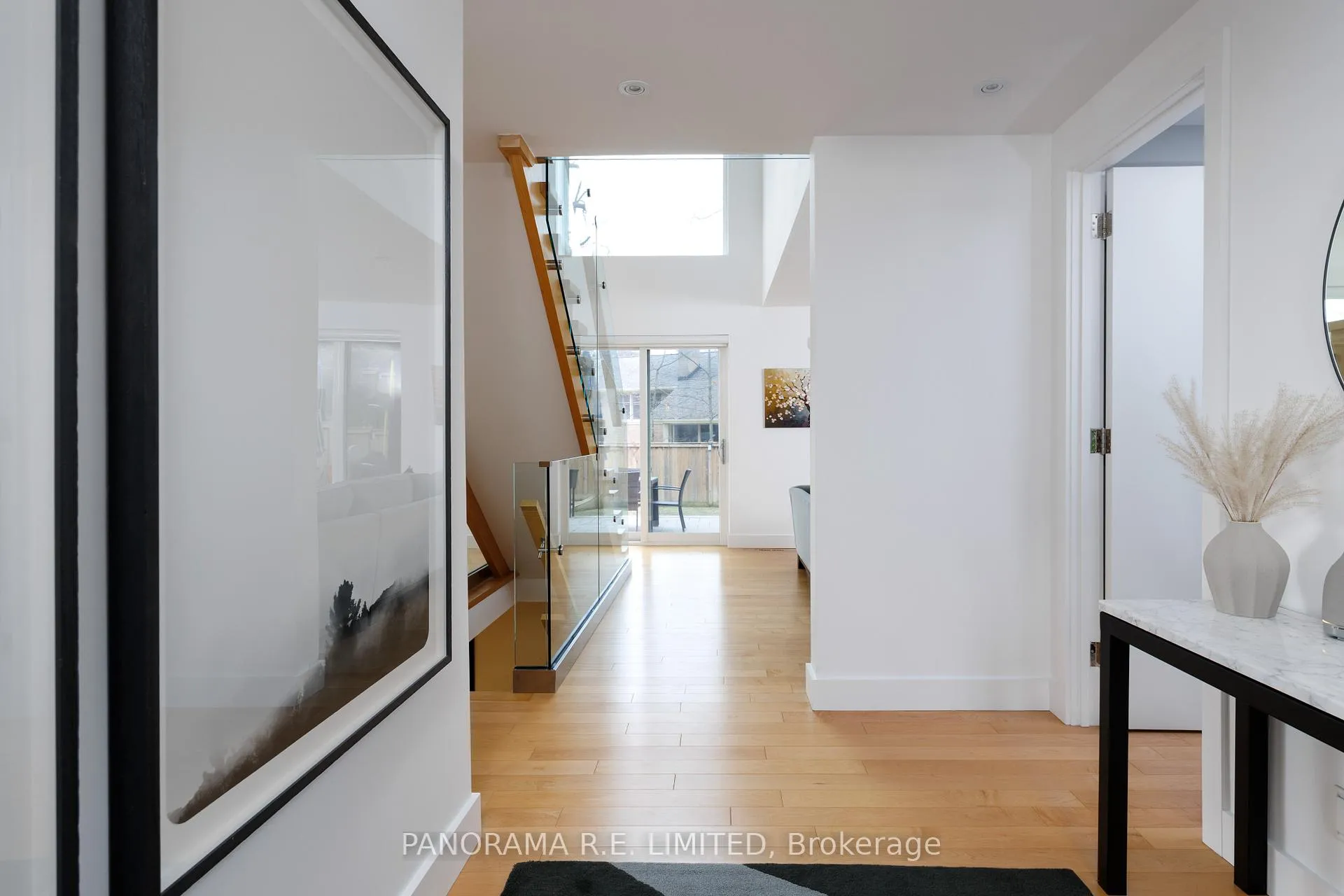 Photo 8 of 8 Greenford Road, Etobicoke, Edenbridge-Humber Valley — HOMEH