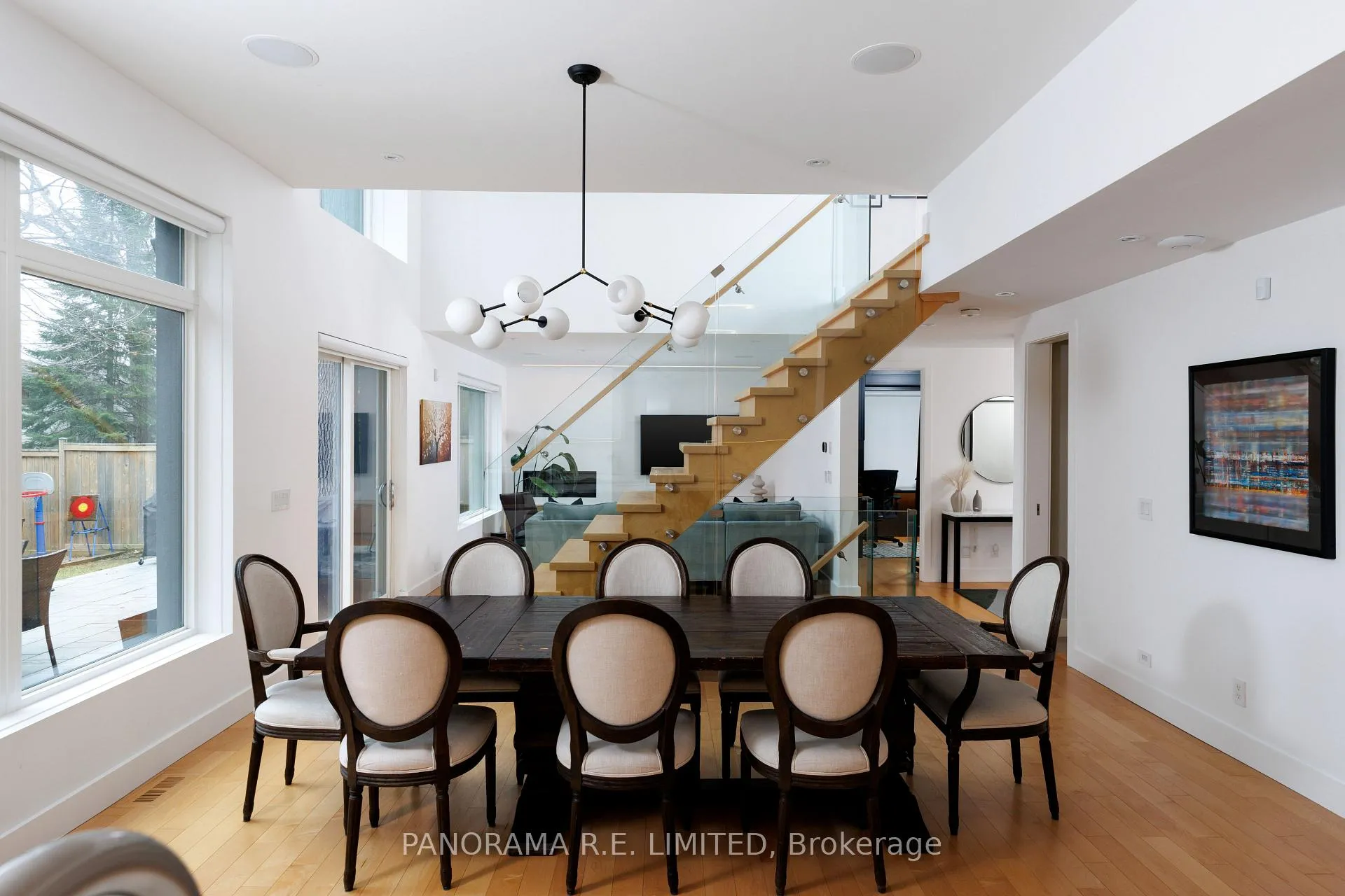 Photo 16 of 8 Greenford Road, Etobicoke, Edenbridge-Humber Valley — HOMEH