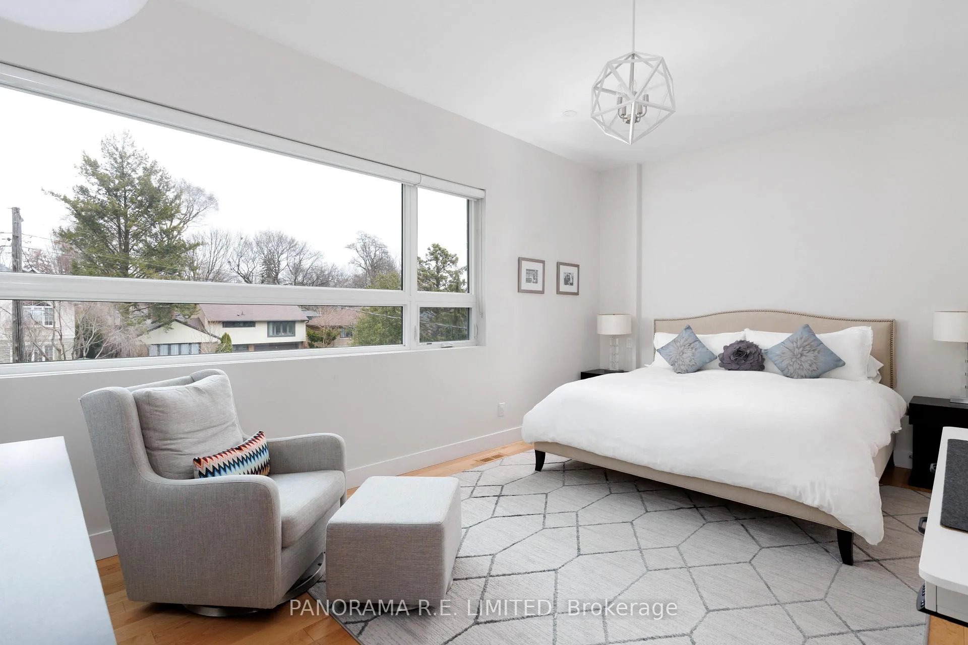 Photo 24 of 8 Greenford Road, Etobicoke, Edenbridge-Humber Valley — HOMEH